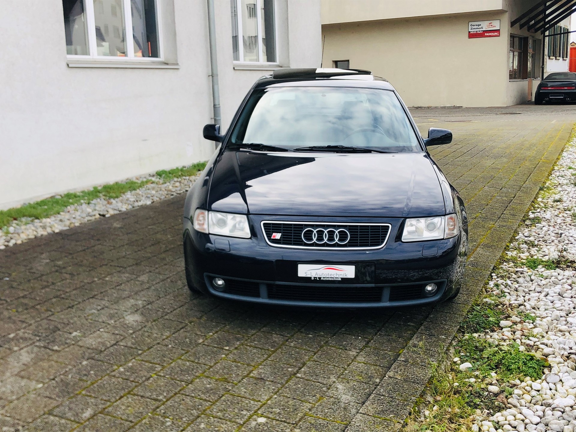 AUDI S3 quattro-image-1
