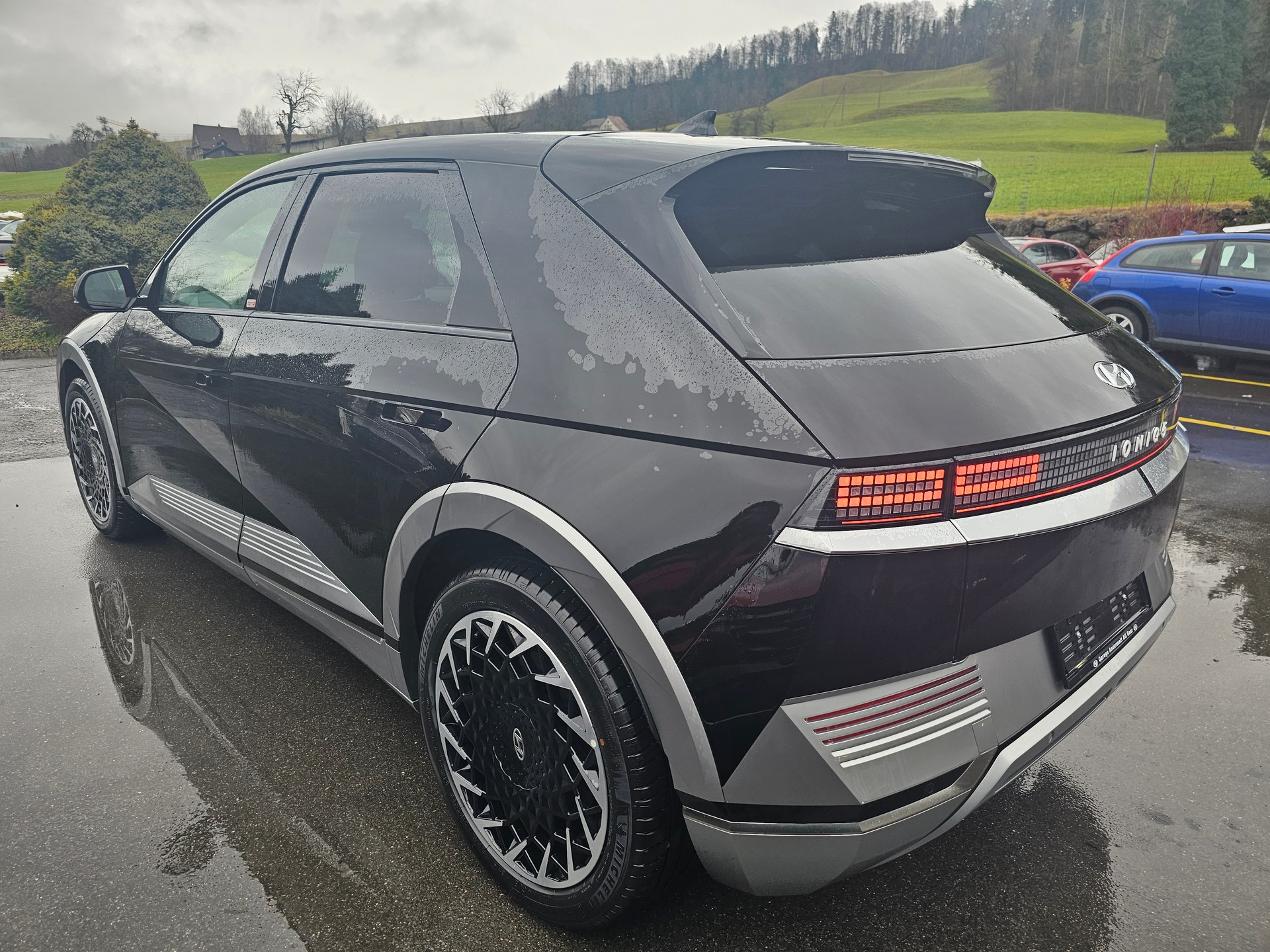 HYUNDAI Ioniq 5 77kWh Vertex 2WD-image-4