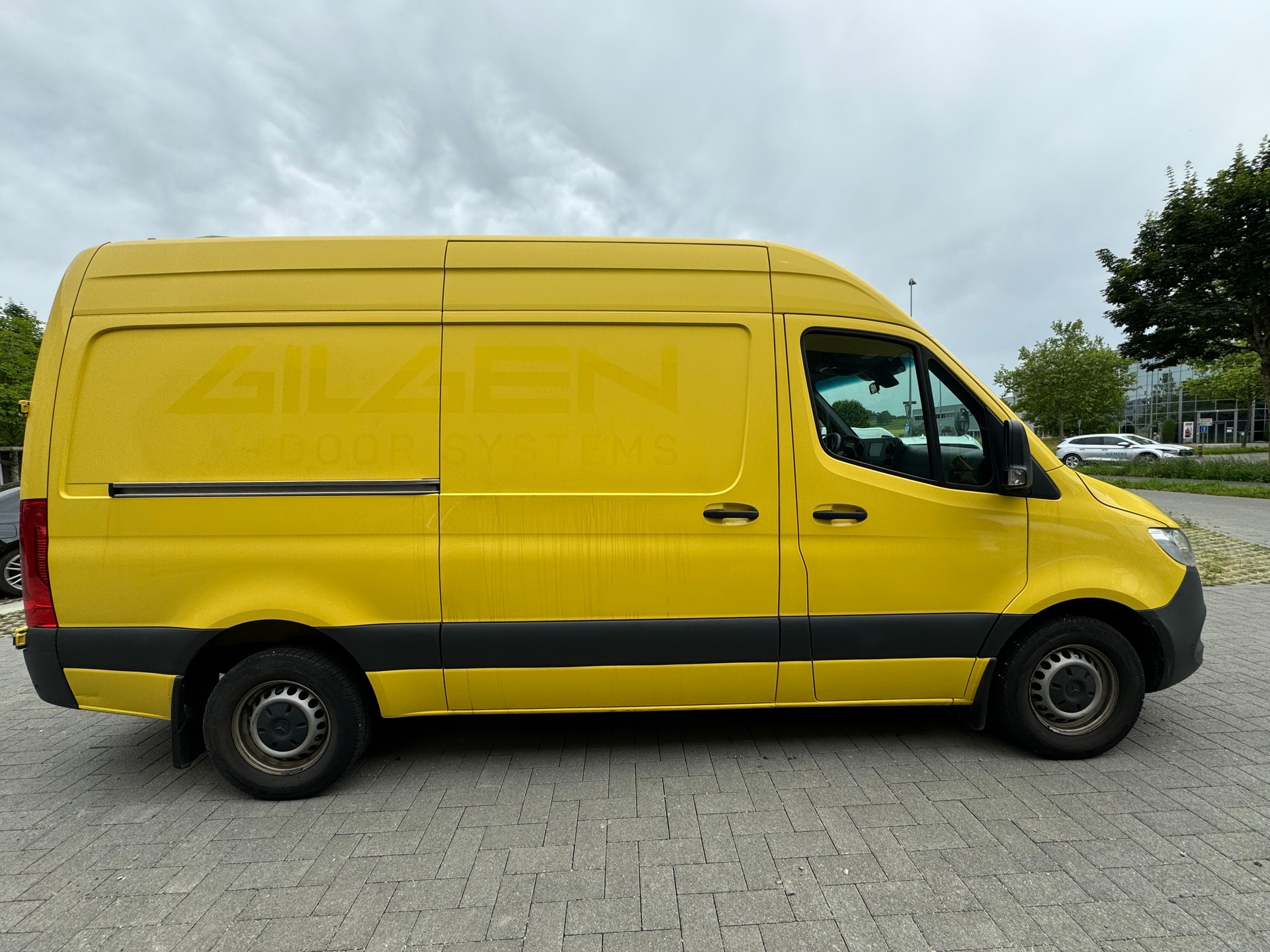 MERCEDES-BENZ Sprinter 319 CDI Standard 7G-TRONIC-image-3