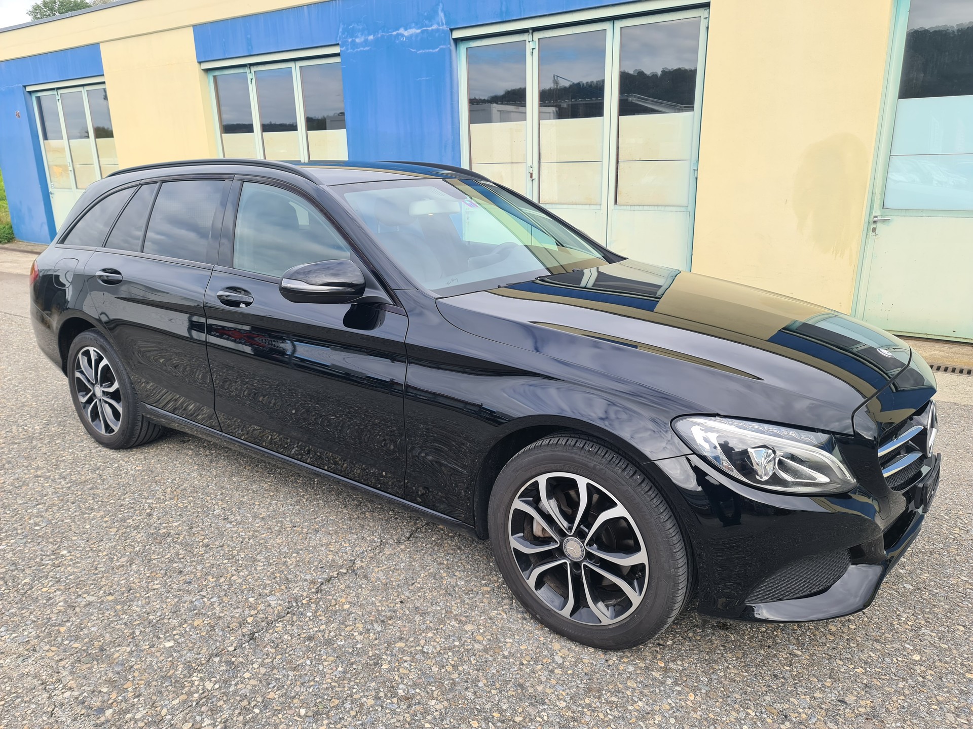 MERCEDES-BENZ C 220 d Avantgarde 4Matic 7G-Tronic-image-9
