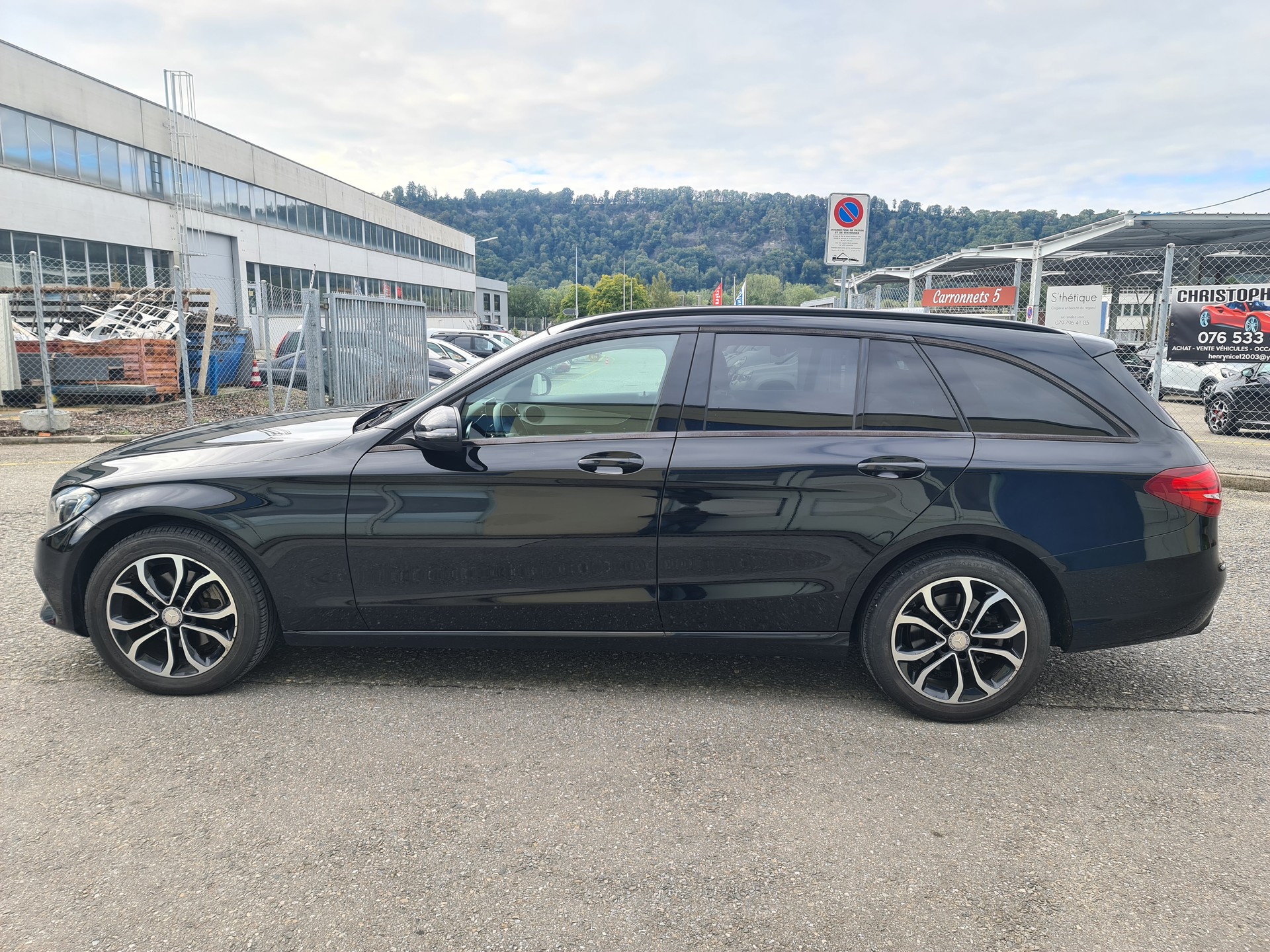 MERCEDES-BENZ C 220 d Avantgarde 4Matic 7G-Tronic-image-12