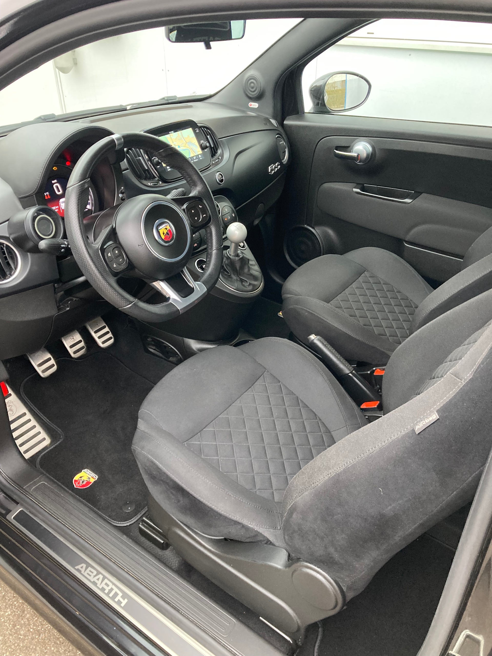 FIAT 595 1.4 16V Turbo Abarth 595 Premium-image-6