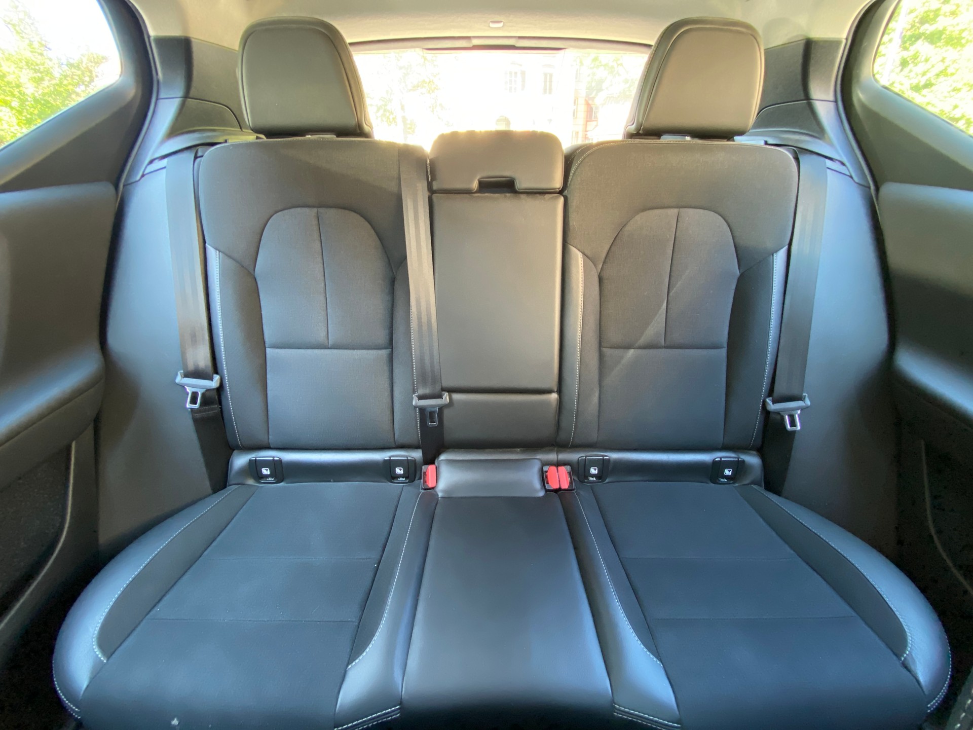 VOLVO XC40 T4 AWD Momentum Geartronic-image-13