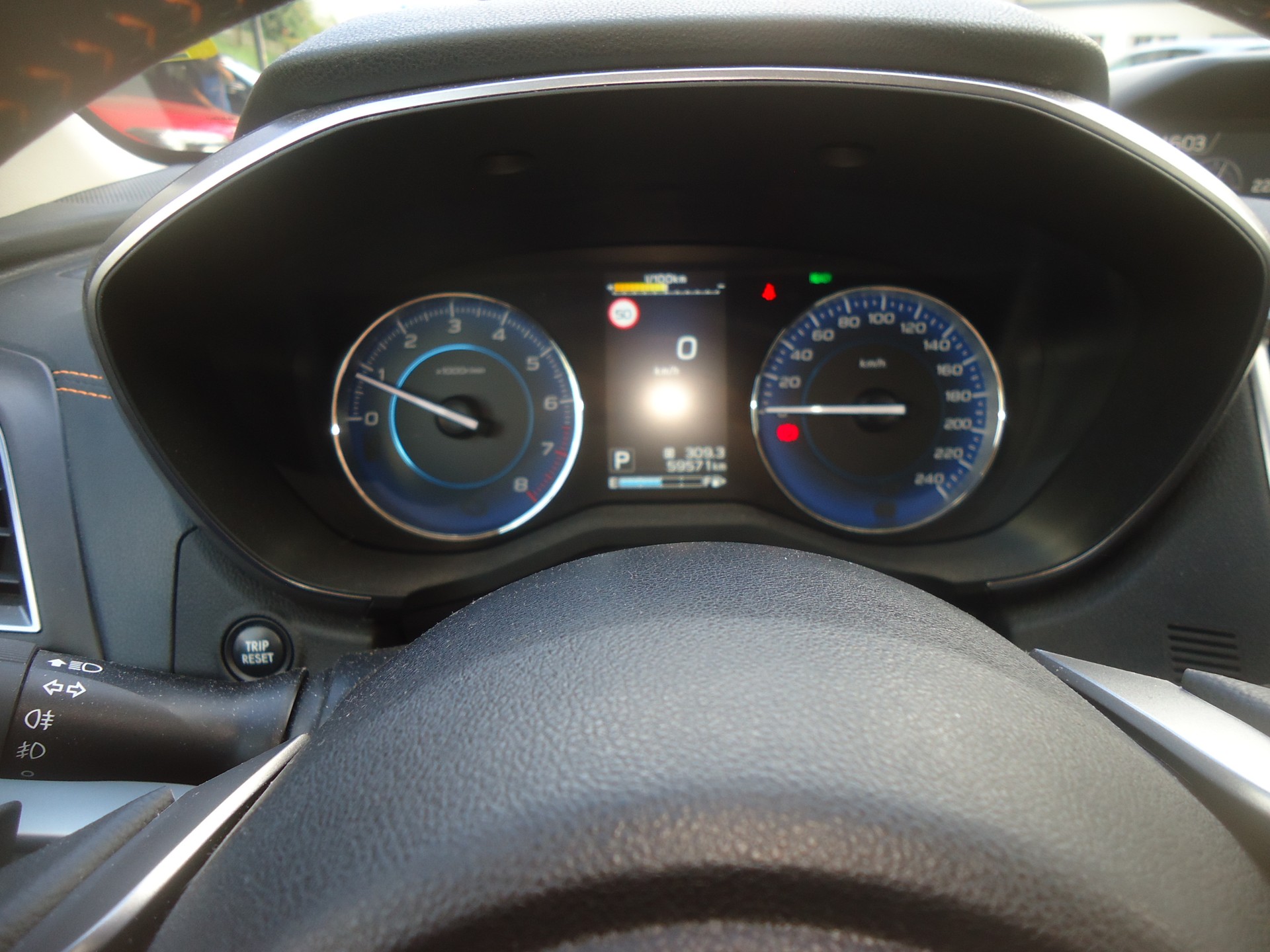 SUBARU XV 2.0 e-Boxer Swiss Plus AWD Lineartronic-image-11