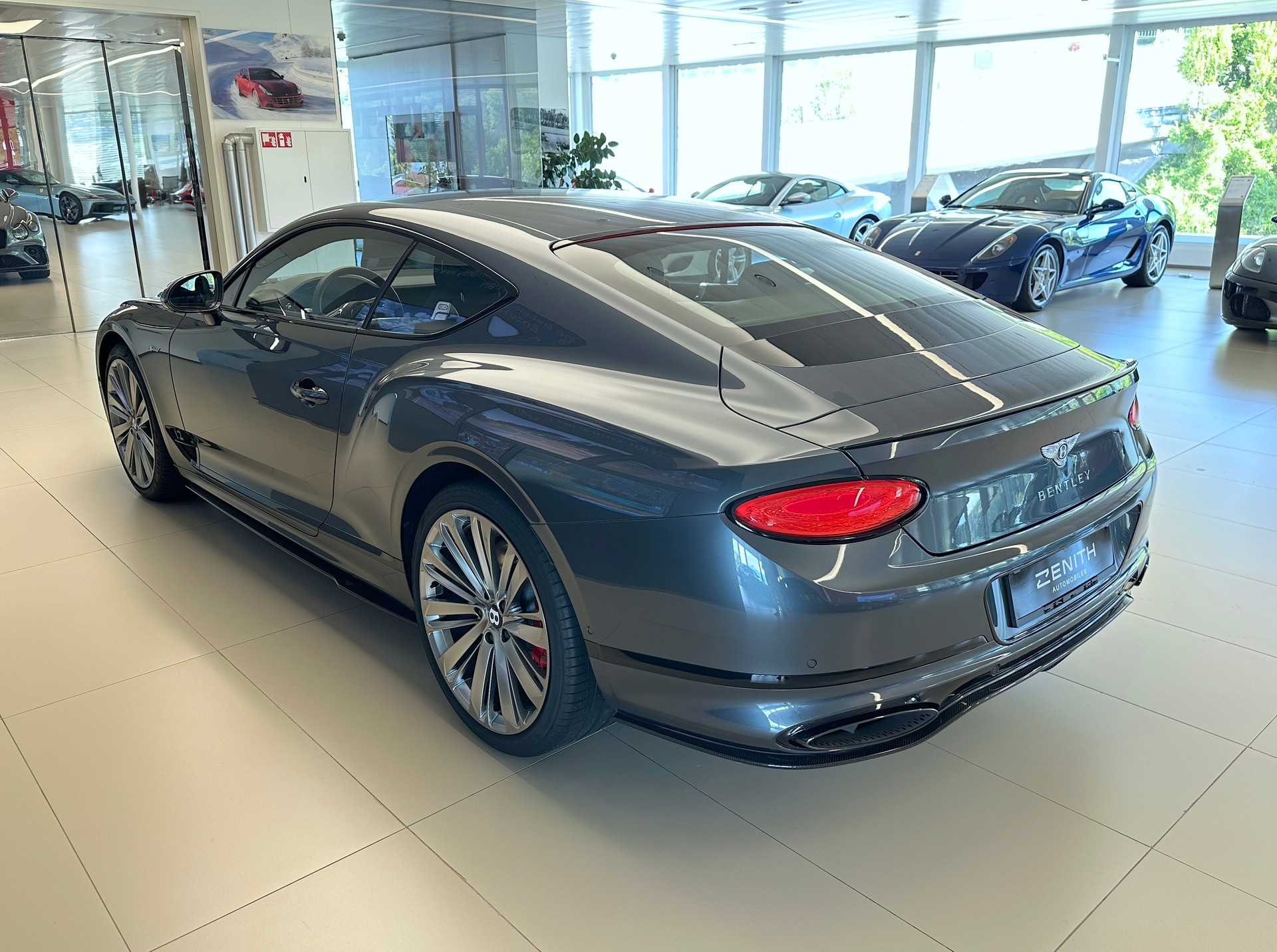 BENTLEY Continental GT 6.0 W12 Speed-image-6