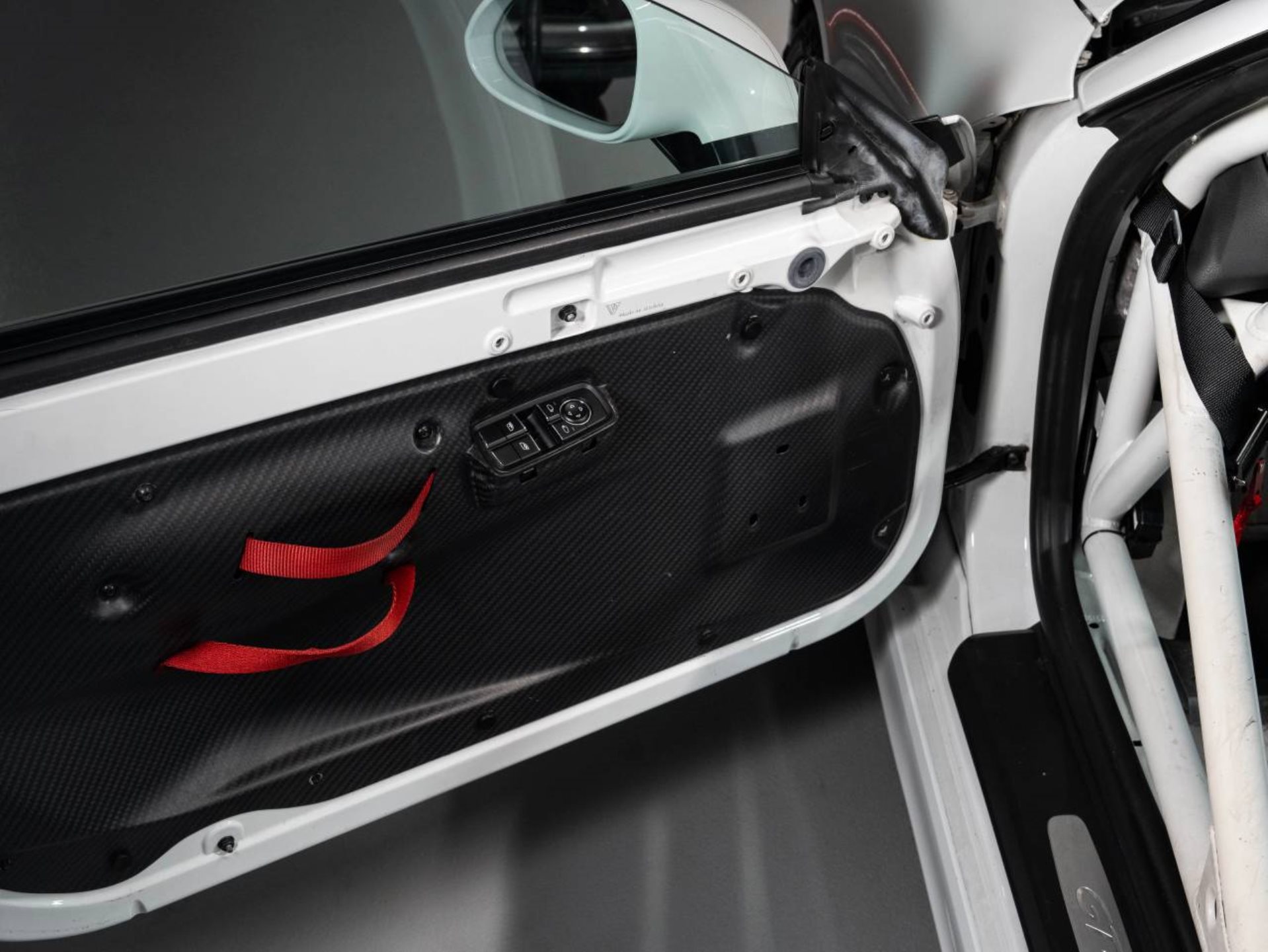 PORSCHE Cayman GT4 Club Sport-image-14