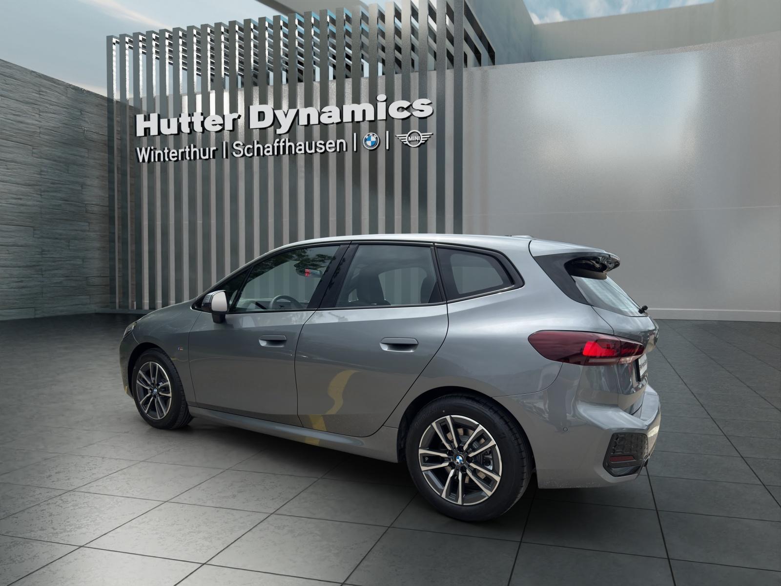 BMW 220i Active Tourer M Sport-image-6