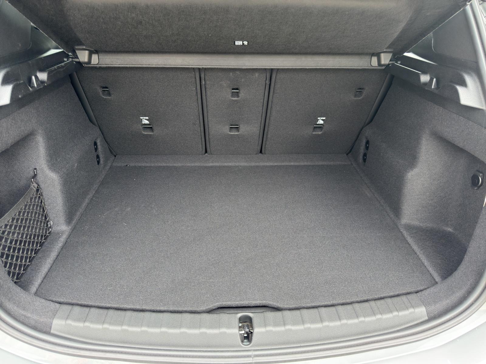 BMW 220i Active Tourer M Sport-image-18