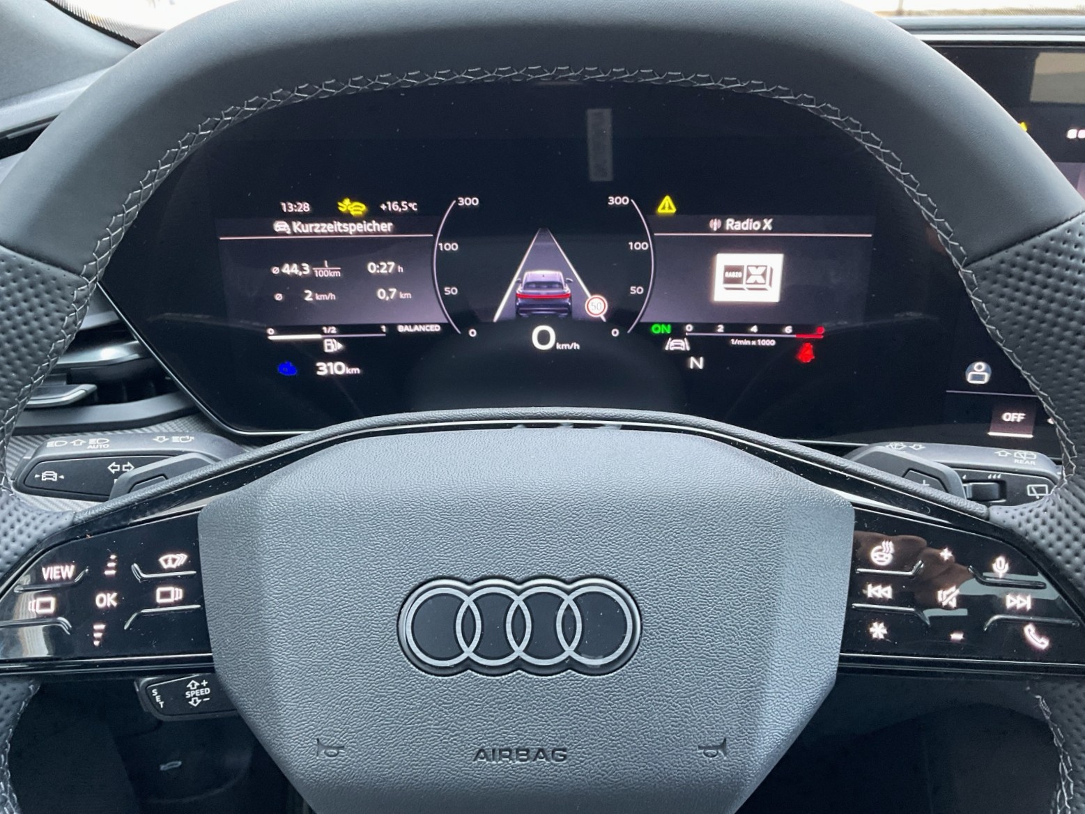 AUDI Q5 TFSI quatto 150 kW S-tronic-image-8