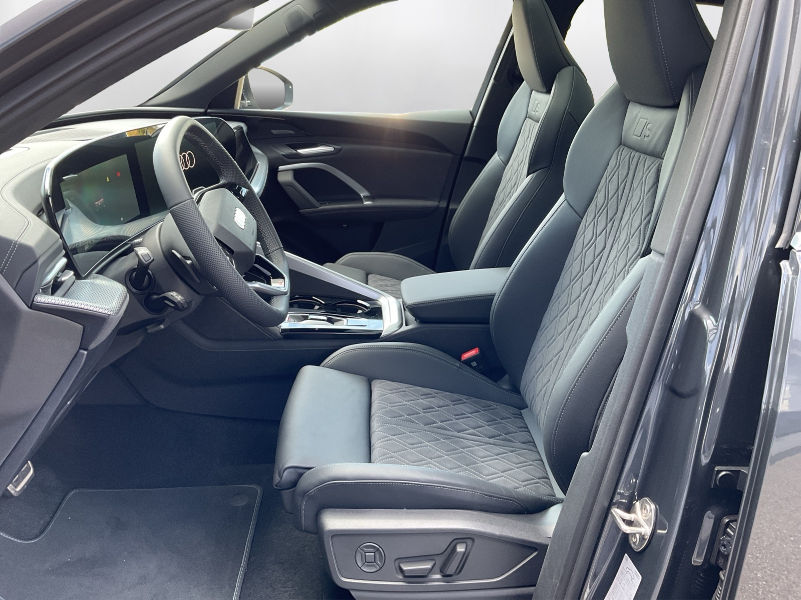 AUDI Q5 TFSI quatto 150 kW S-tronic-image-10