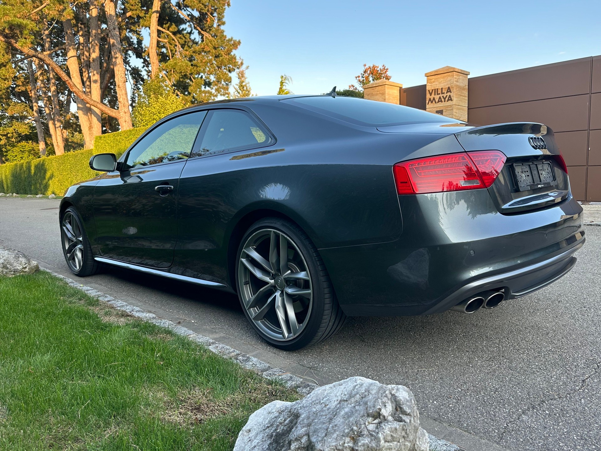 AUDI S5 Coupé 3.0 TFSI quattro S-tronic - Valeur neuve CHF 98'080.- Entretien irréprochable.-image-9