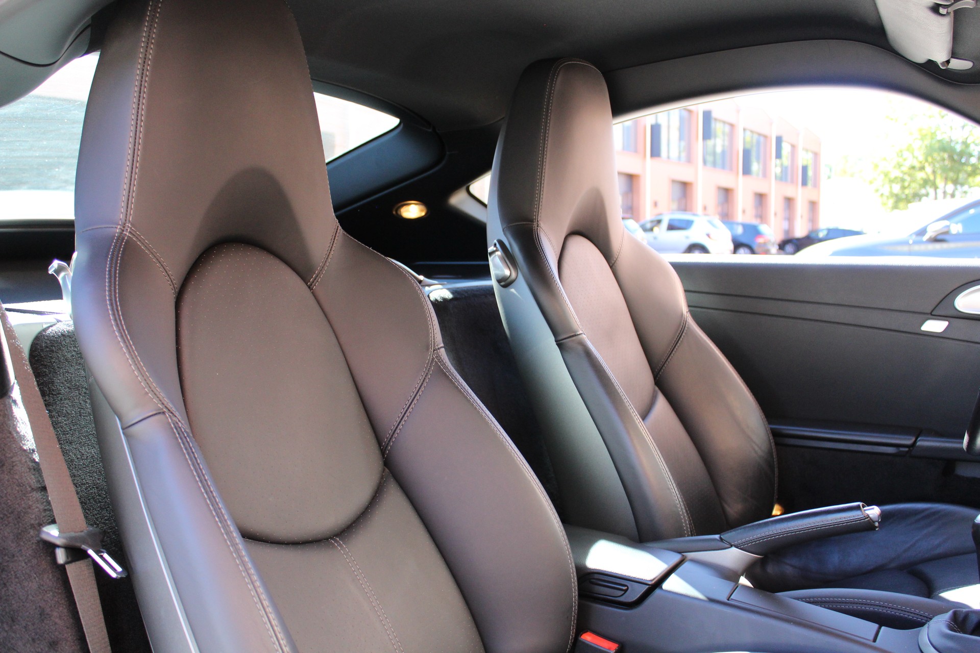 PORSCHE Cayman 2.9-image-17