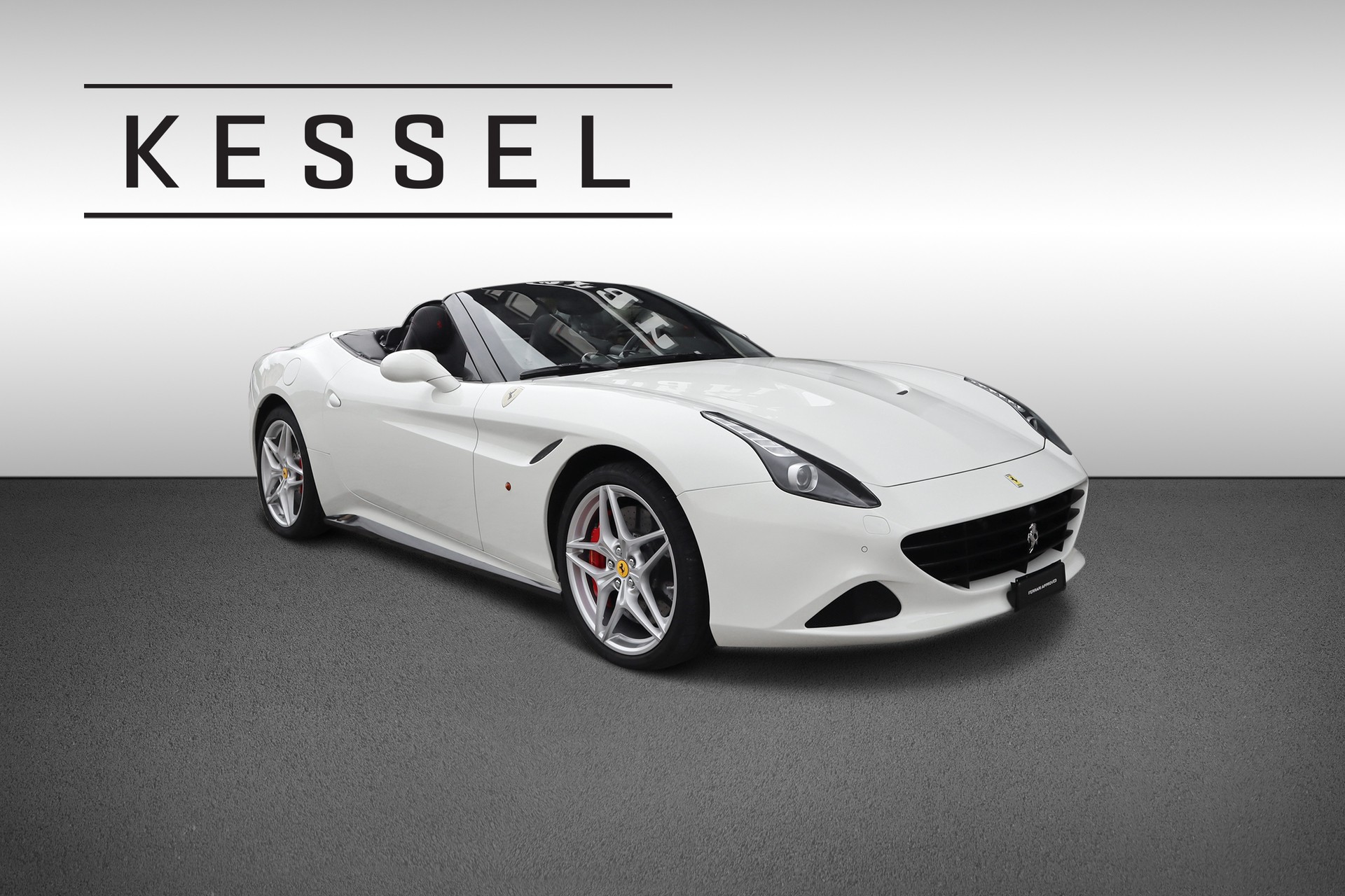 FERRARI California T-image-0