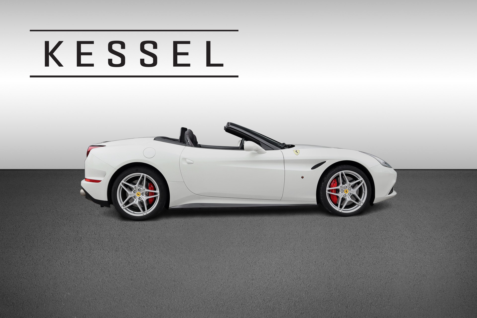 FERRARI California T-image-7
