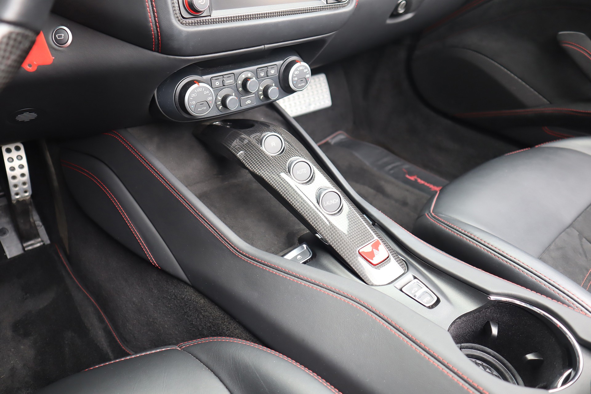 FERRARI California T-image-14