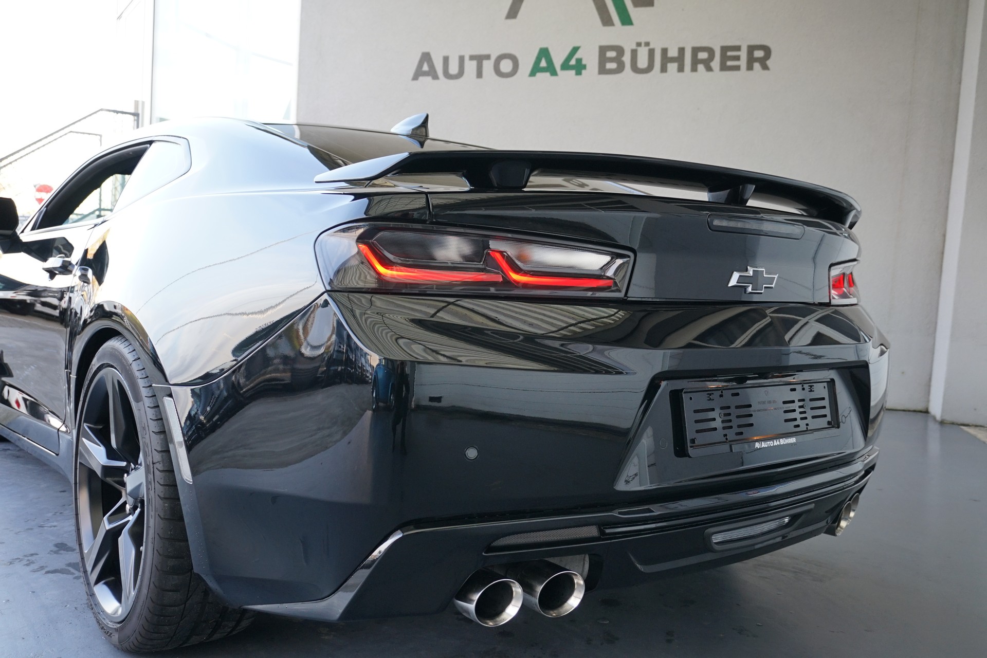 CHEVROLET Camaro 6.2i V8 Coupé Automat 453PS-image-7