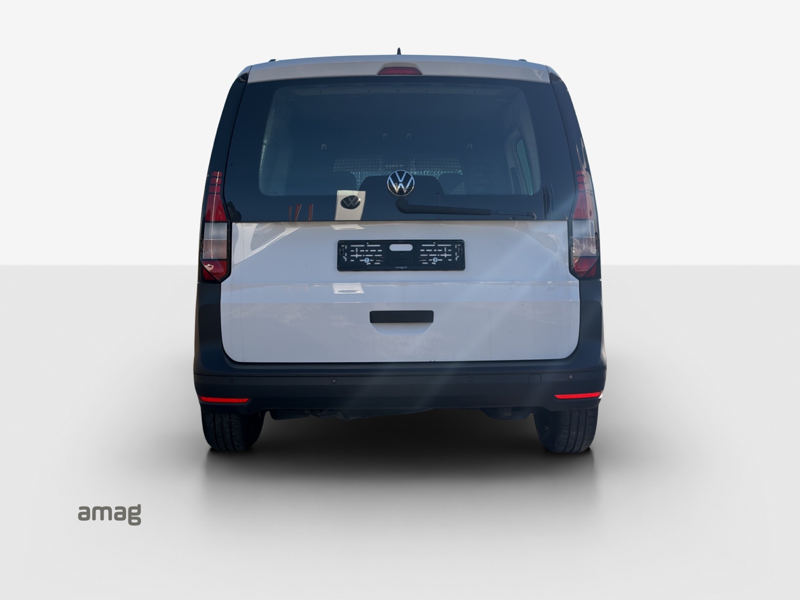 VW Caddy Cargo 2.0TDI-image-3