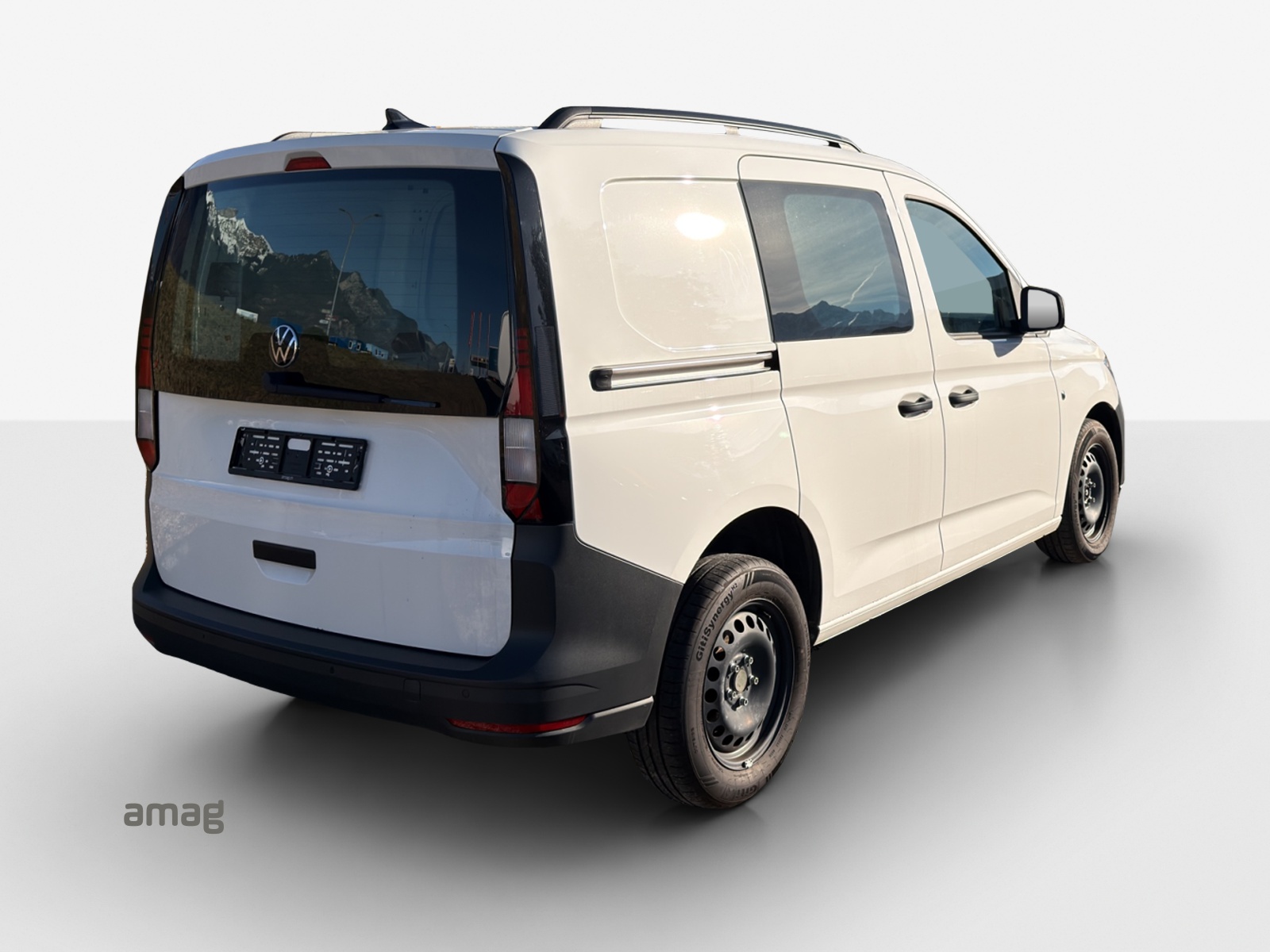 VW Caddy Cargo 2.0TDI-image-4