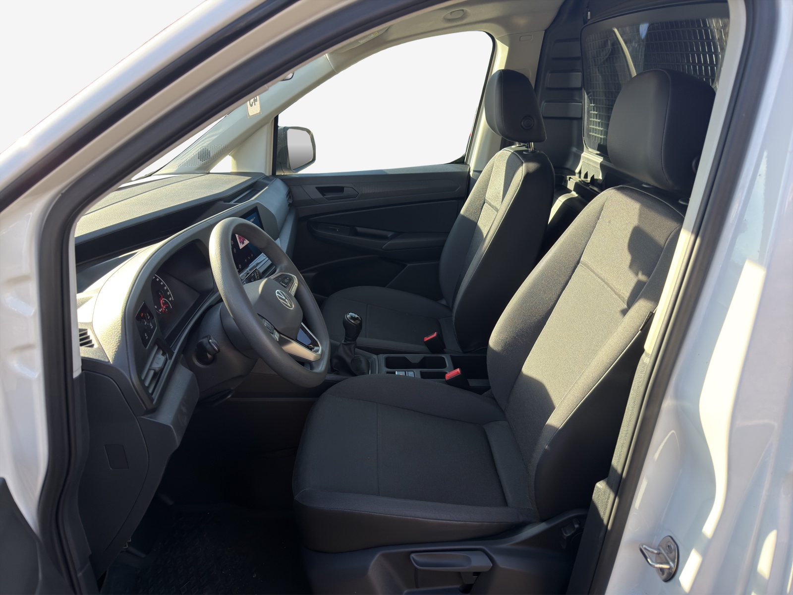 VW Caddy Cargo 2.0TDI-image-7