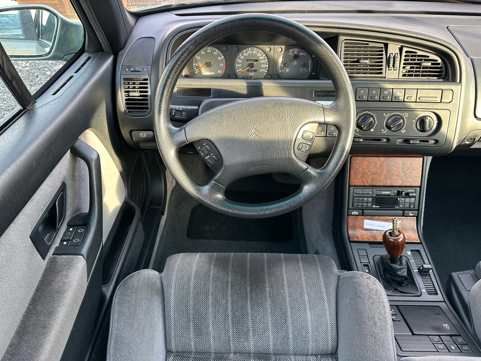 CITROEN XM Berline 2.0 Turbo CT VSX-image-14