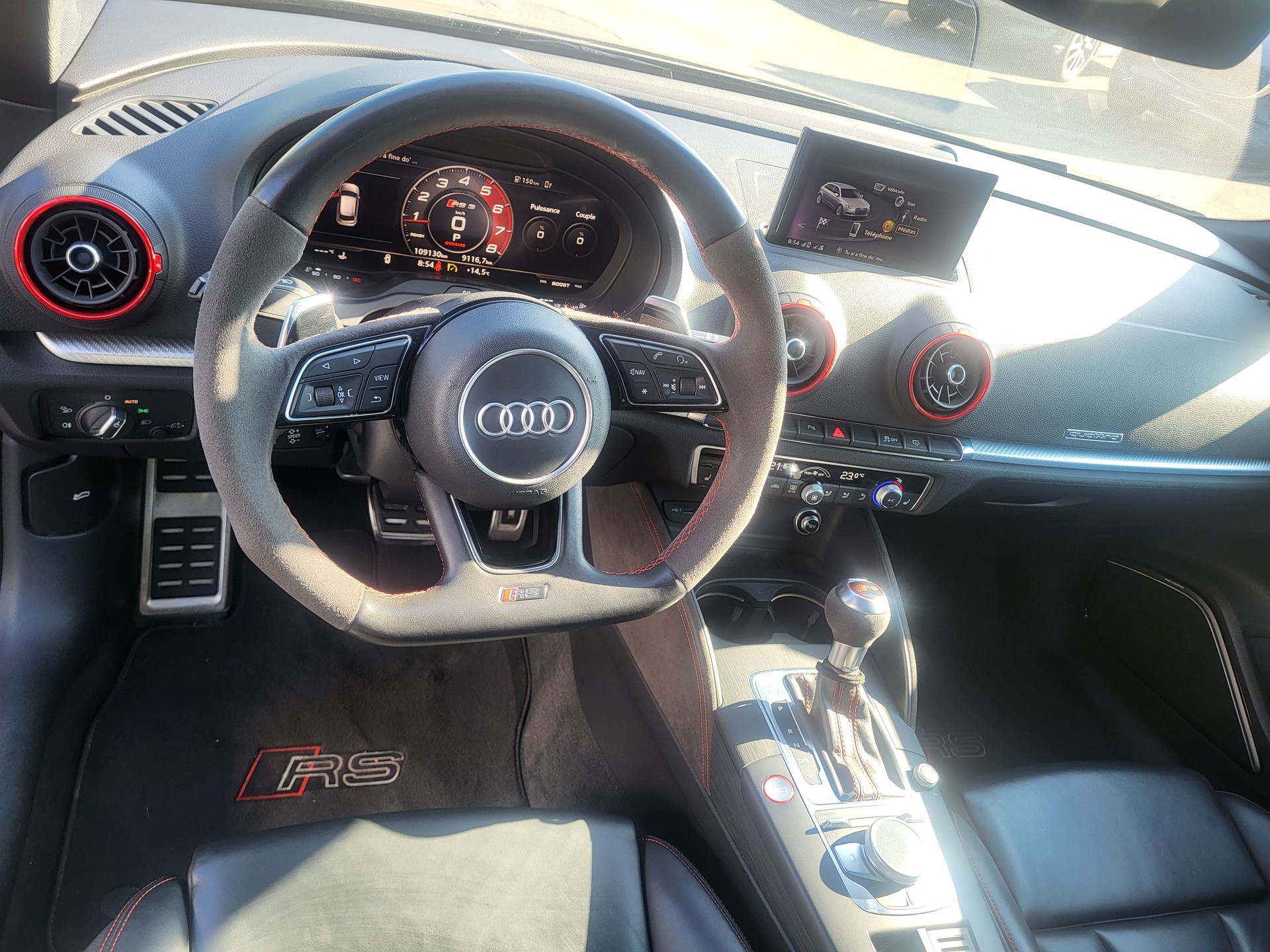 AUDI RS3 Sportback 2.5 TSI quattro S-tronic-image-5
