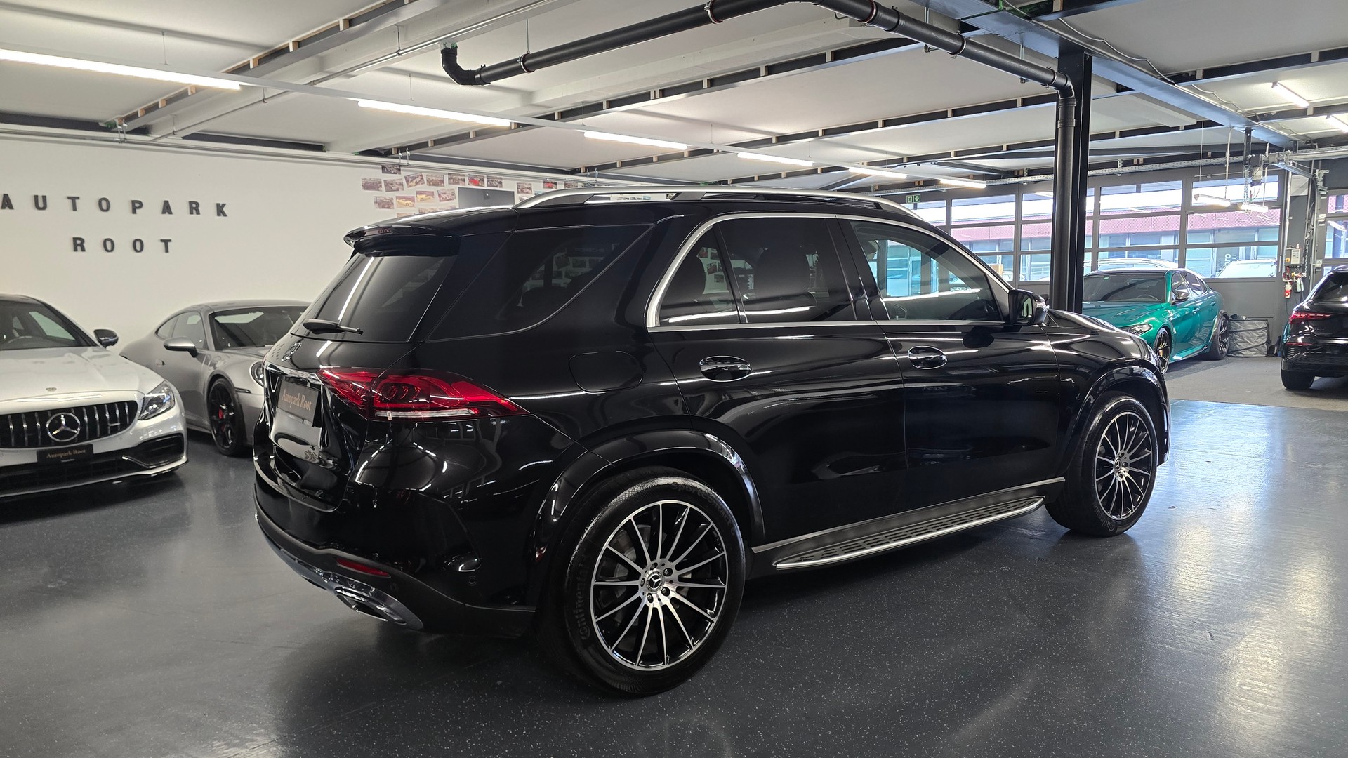 MERCEDES-BENZ GLE 400 d 4Matic AMG Line 9G-Tronic-image-4