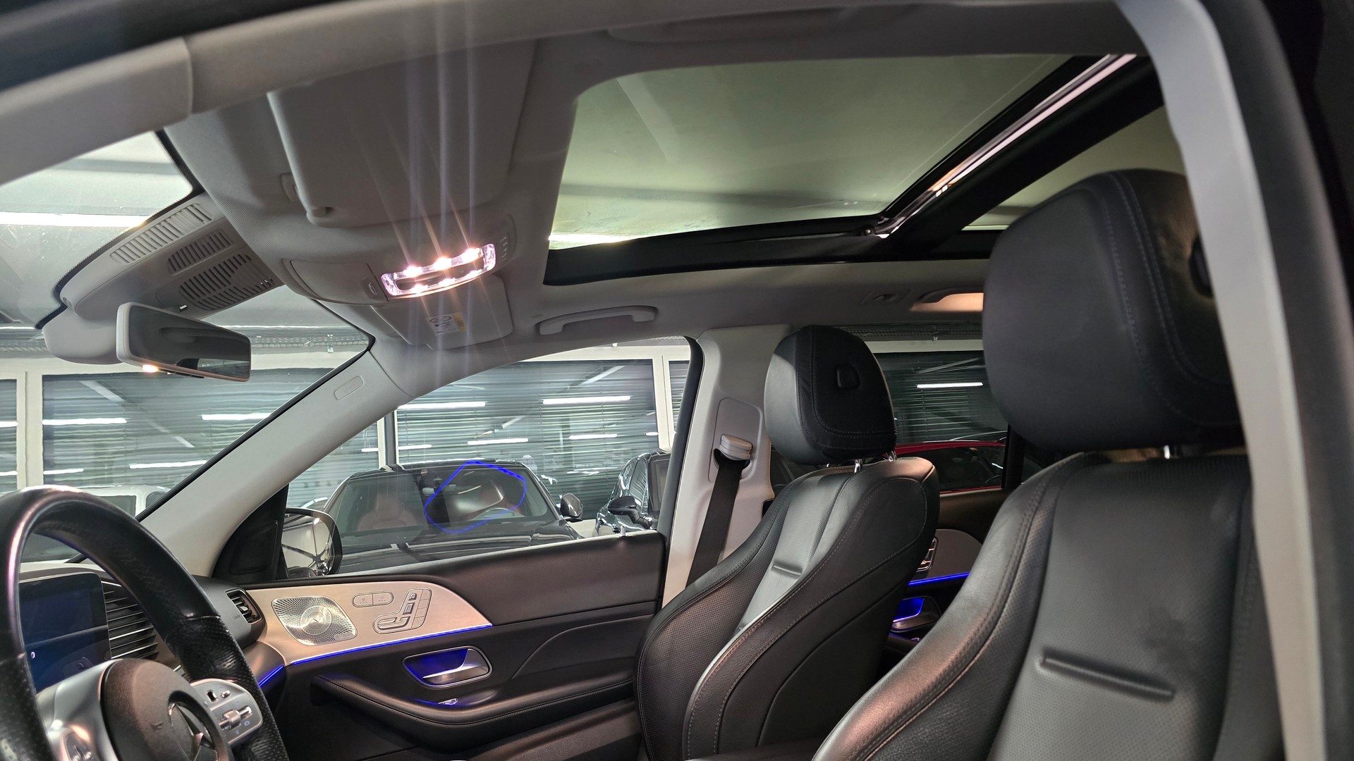 MERCEDES-BENZ GLE 400 d 4Matic AMG Line 9G-Tronic-image-21
