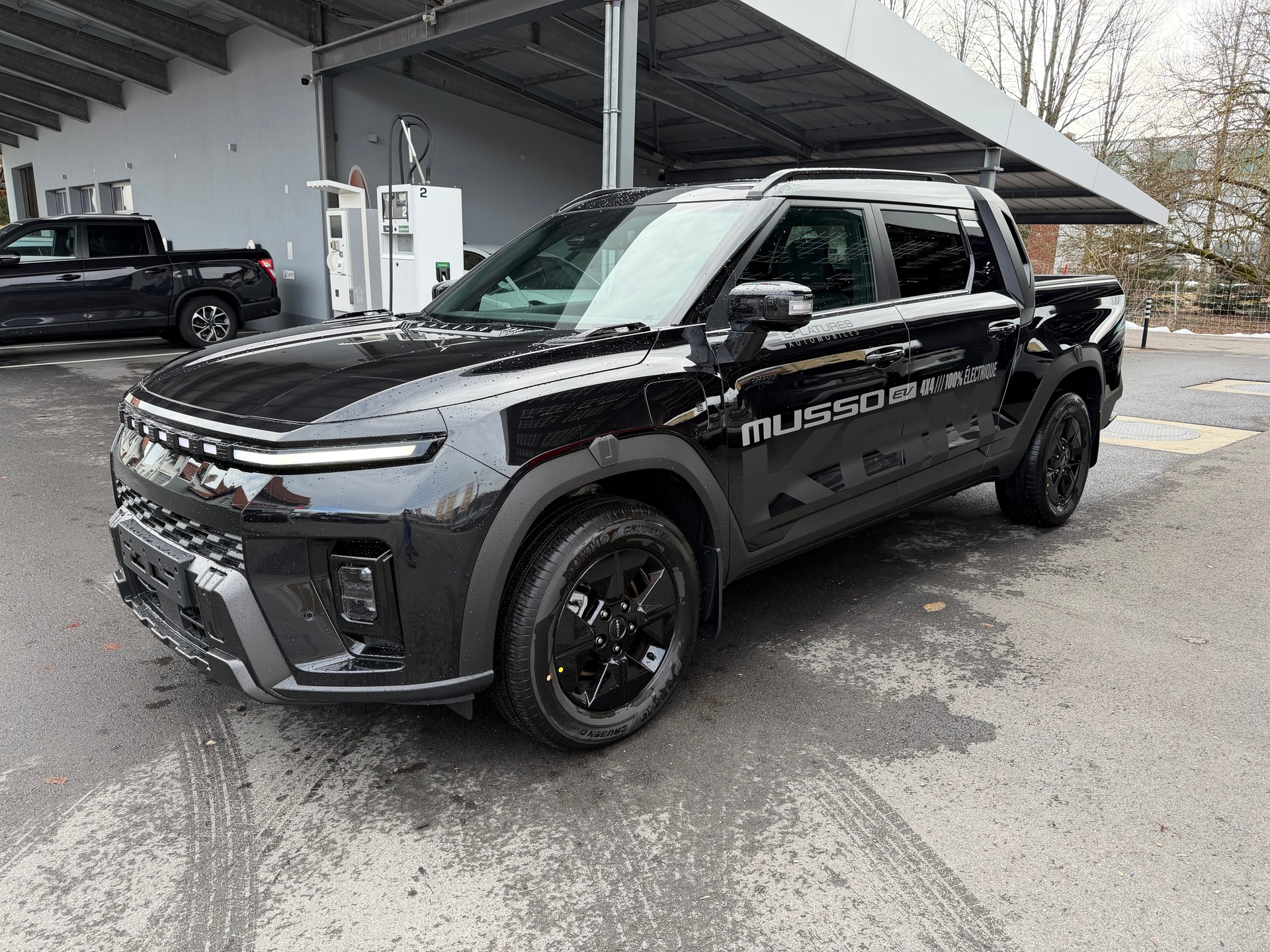 KGM-SsangYong Musso 80,6 kWh Blackline 4WD