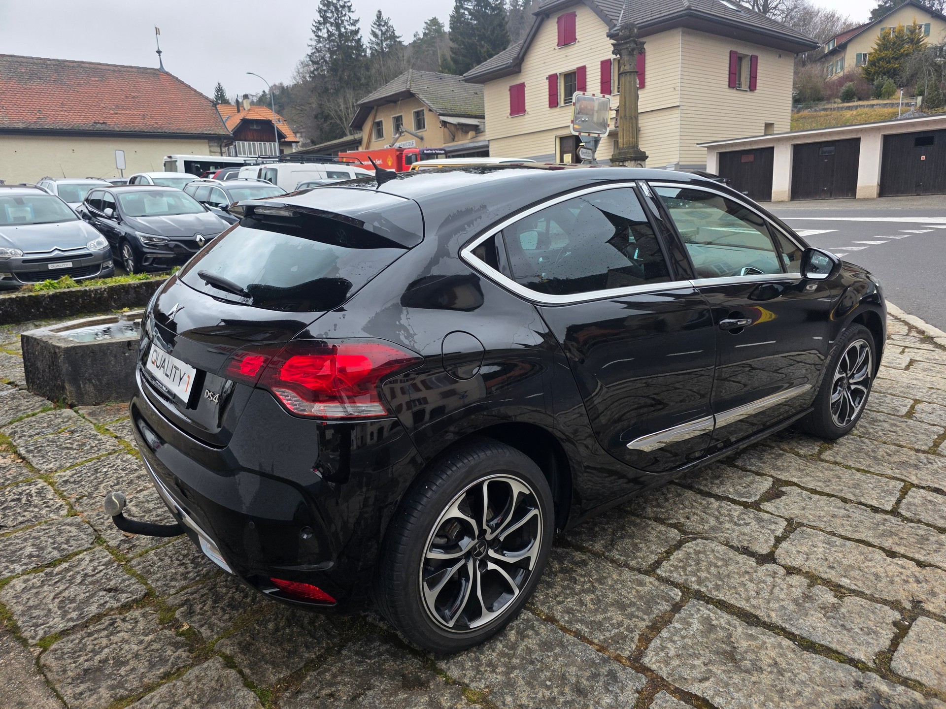 DS AUTOMOBILES DS 4 2.0 BlueHDi SO Chic Automatic-image-3