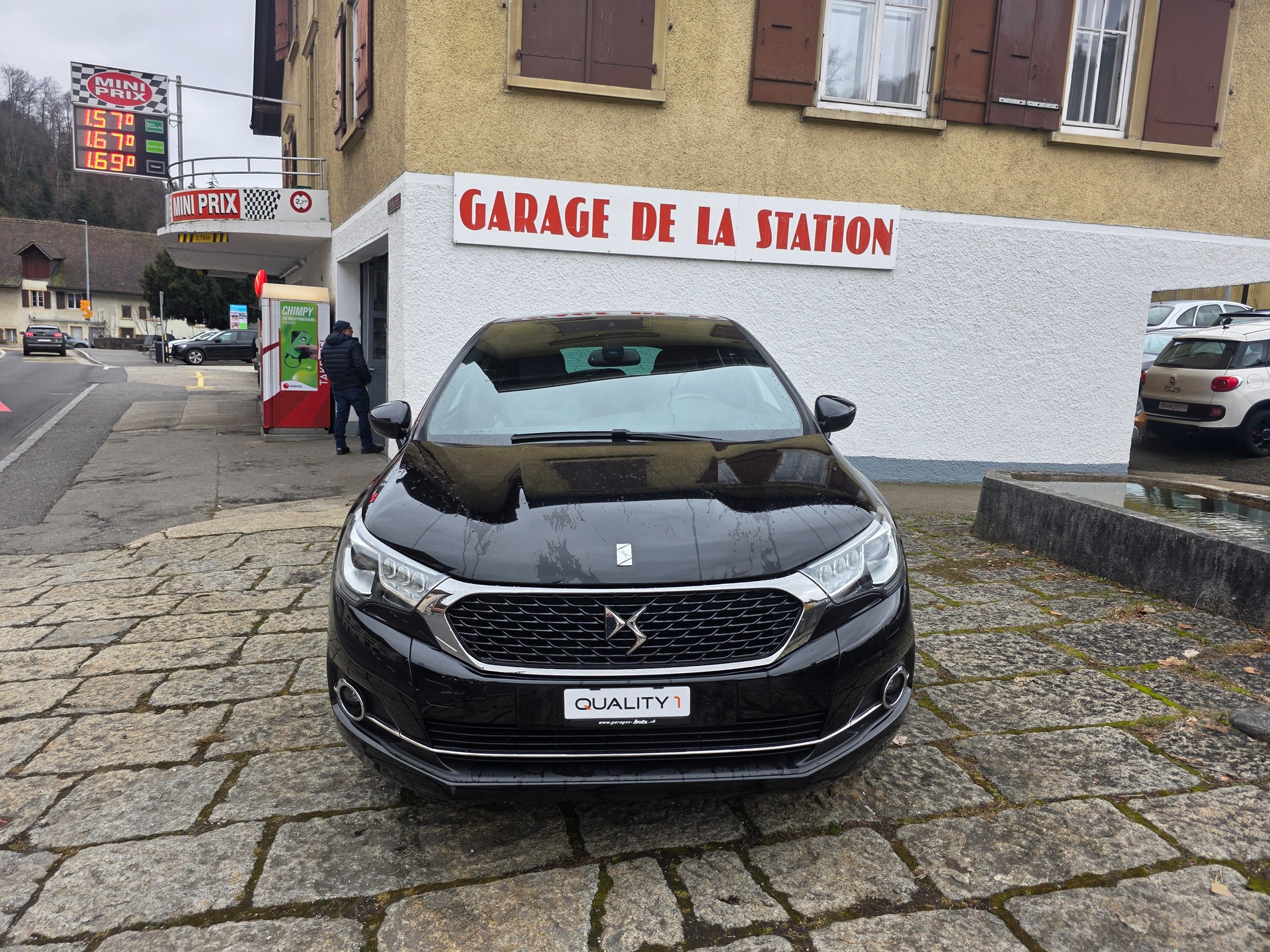 DS AUTOMOBILES DS 4 2.0 BlueHDi SO Chic Automatic-image-1