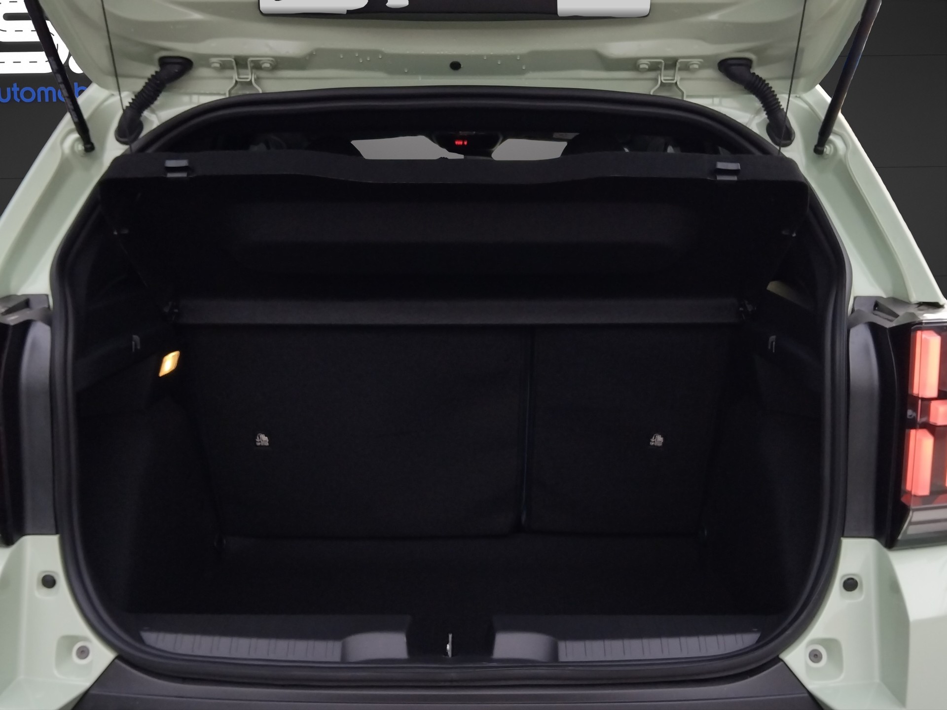 FIAT Grande Panda MHEV La Prima-image-11