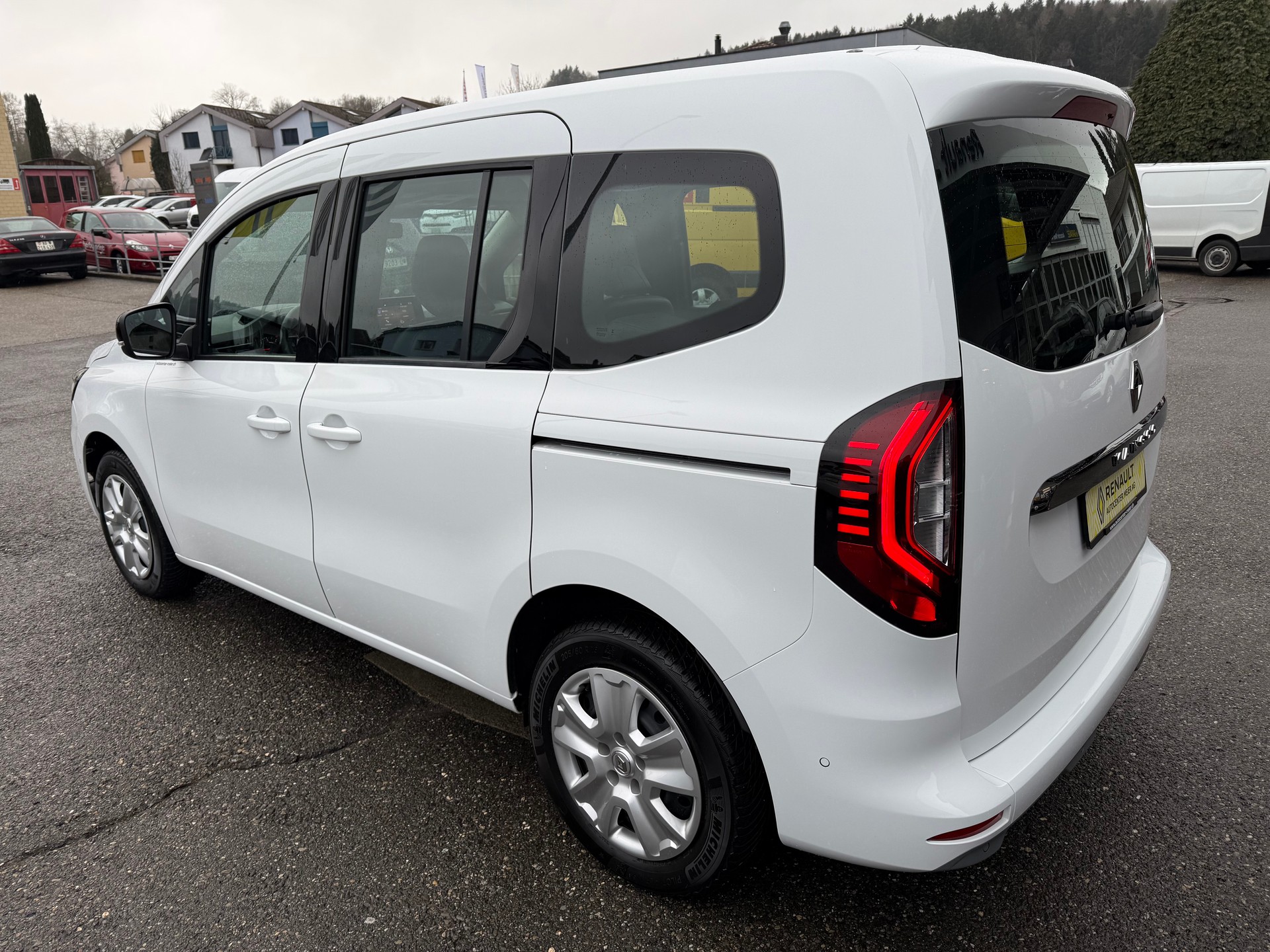 RENAULT Kangoo 1.5 dCi 95 Intens-showroom-element-3