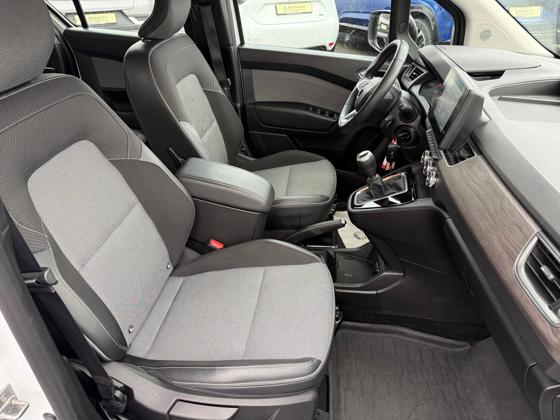 RENAULT Kangoo 1.5 dCi 95 Intens-image-10