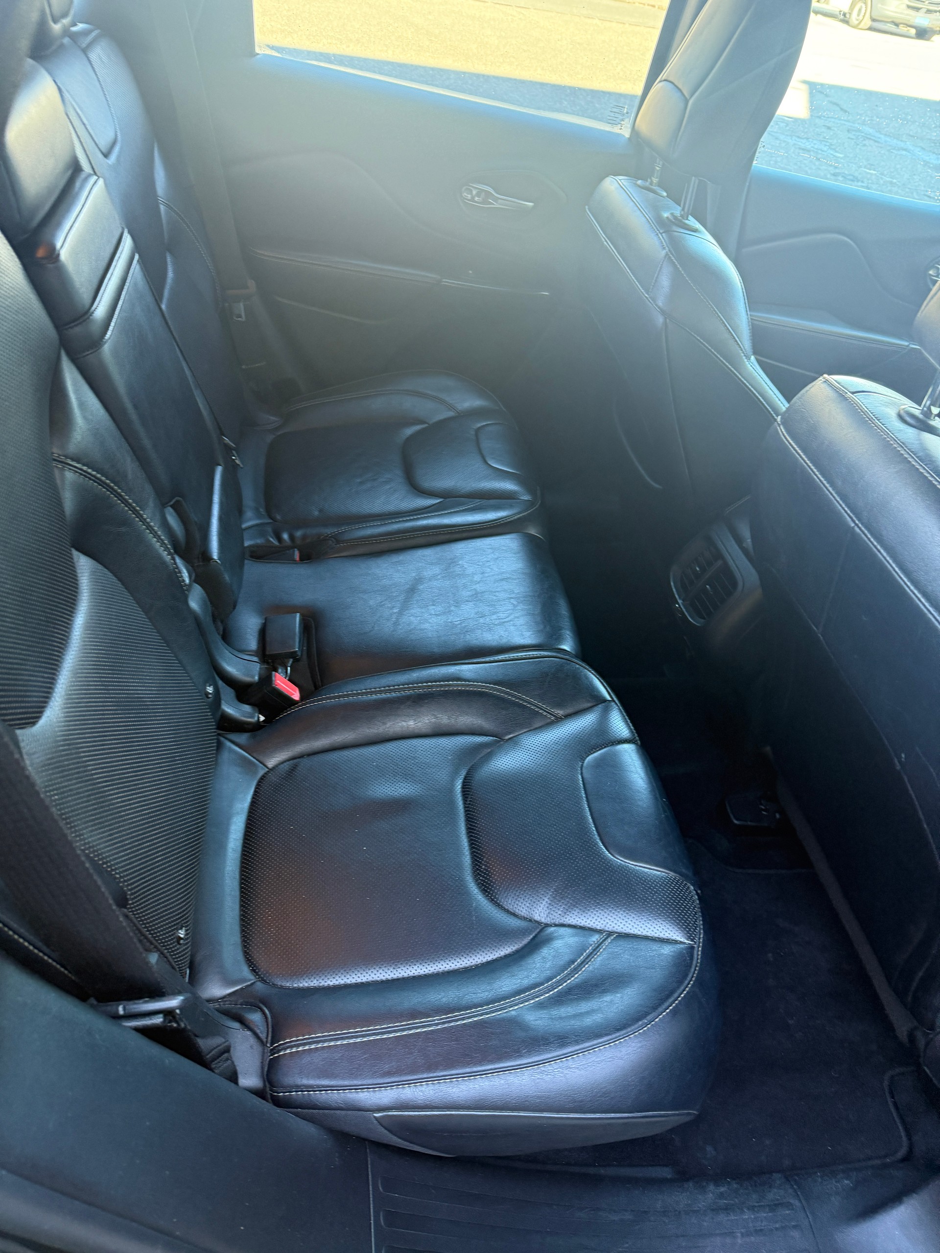 JEEP CHEROKEE-image-6
