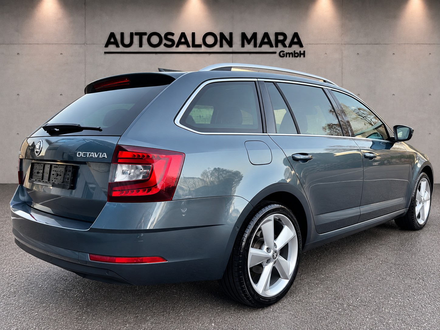 SKODA Octavia Combi 1.8 TSI Style DSG/ FRISCH MFK U. SERVICE-image-6
