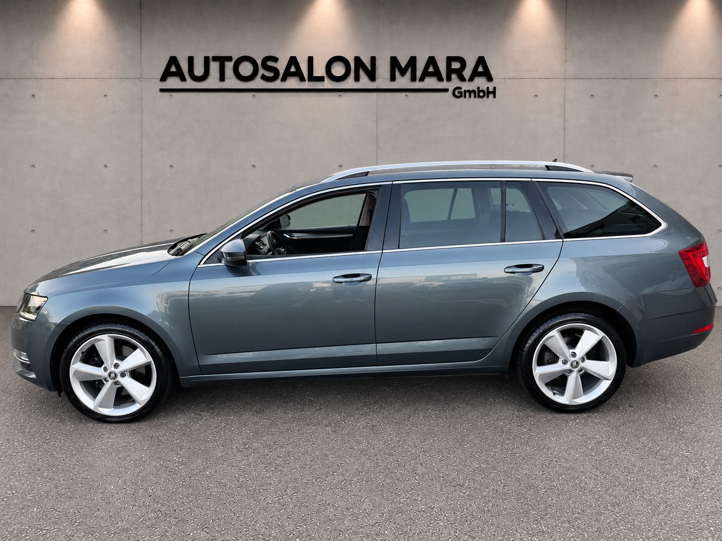 SKODA Octavia Combi 1.8 TSI Style DSG/ FRISCH MFK U. SERVICE-image-1