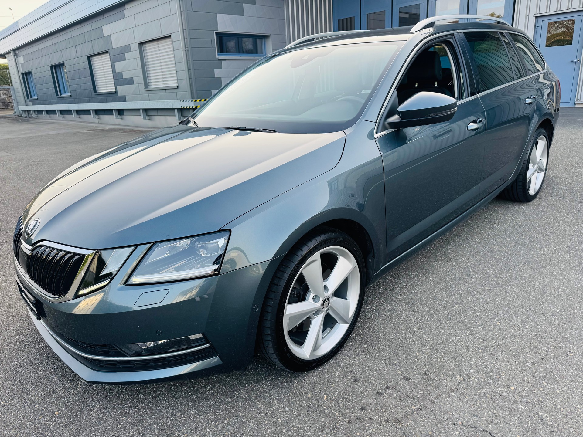 SKODA Octavia Combi 1.8 TSI Style DSG