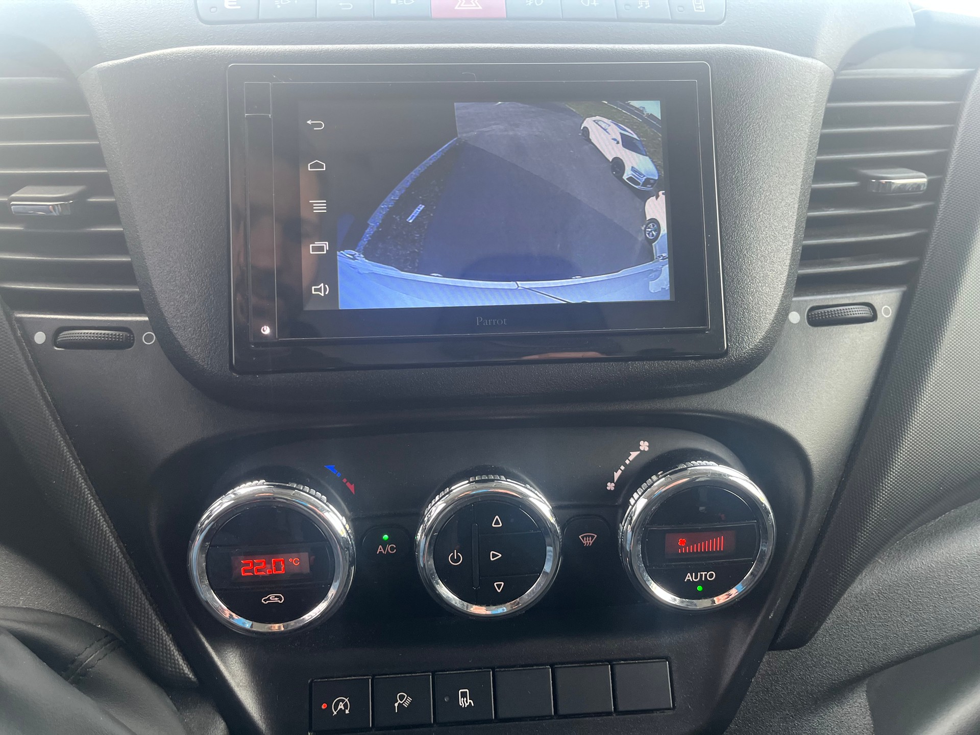 IVECO 35 S 15-image-6
