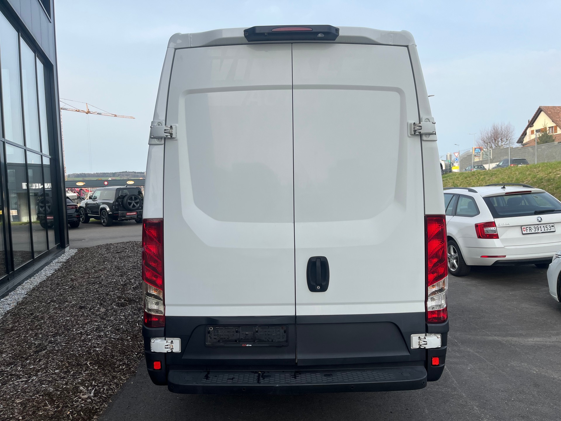 IVECO 35 S 15-image-3