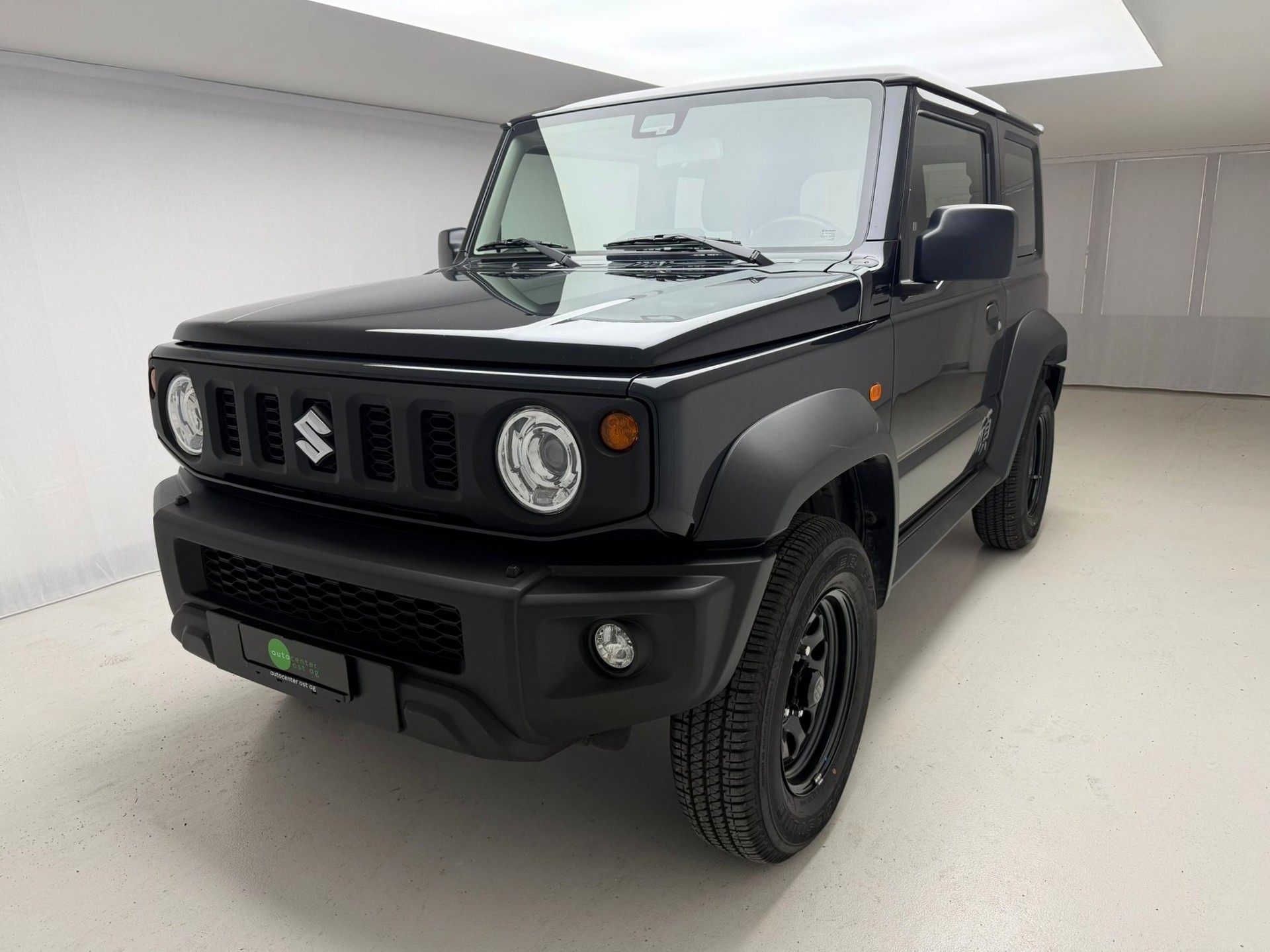 SUZUKI Jimny 1.5 Compact Top 4x4-image-1