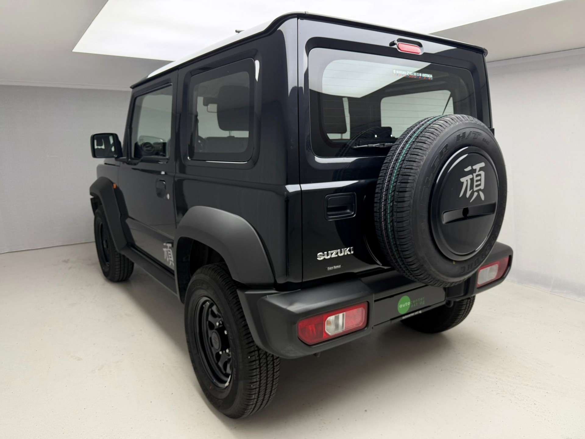 SUZUKI Jimny 1.5 Compact Top 4x4-image-2