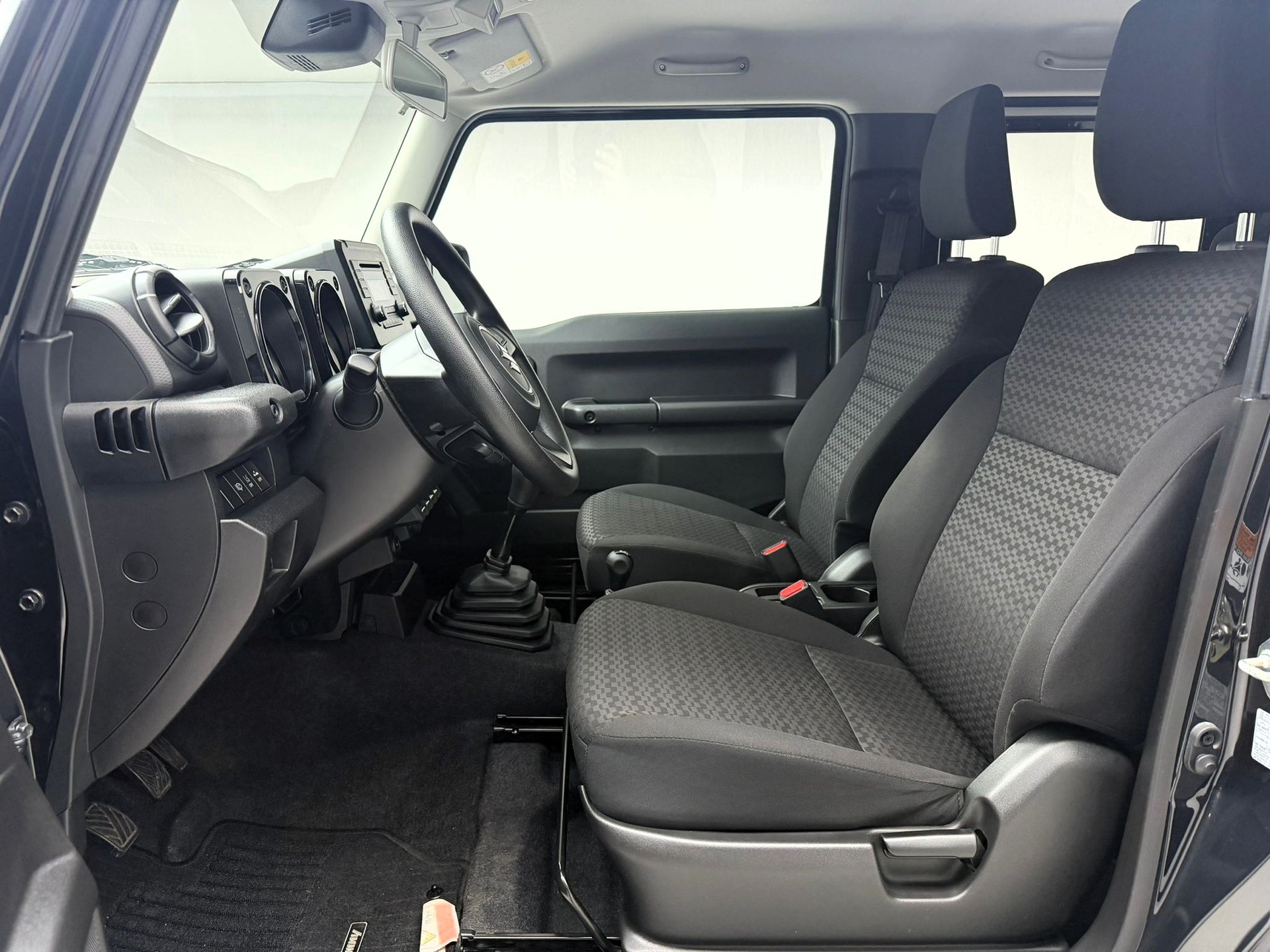SUZUKI Jimny 1.5 Compact Top 4x4-image-12