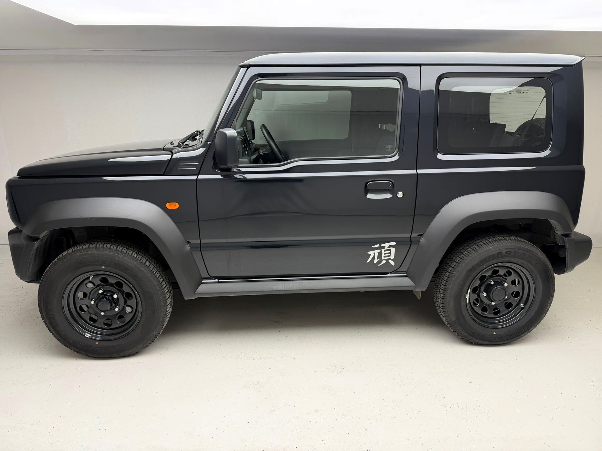 SUZUKI Jimny 1.5 Compact Top 4x4-image-10