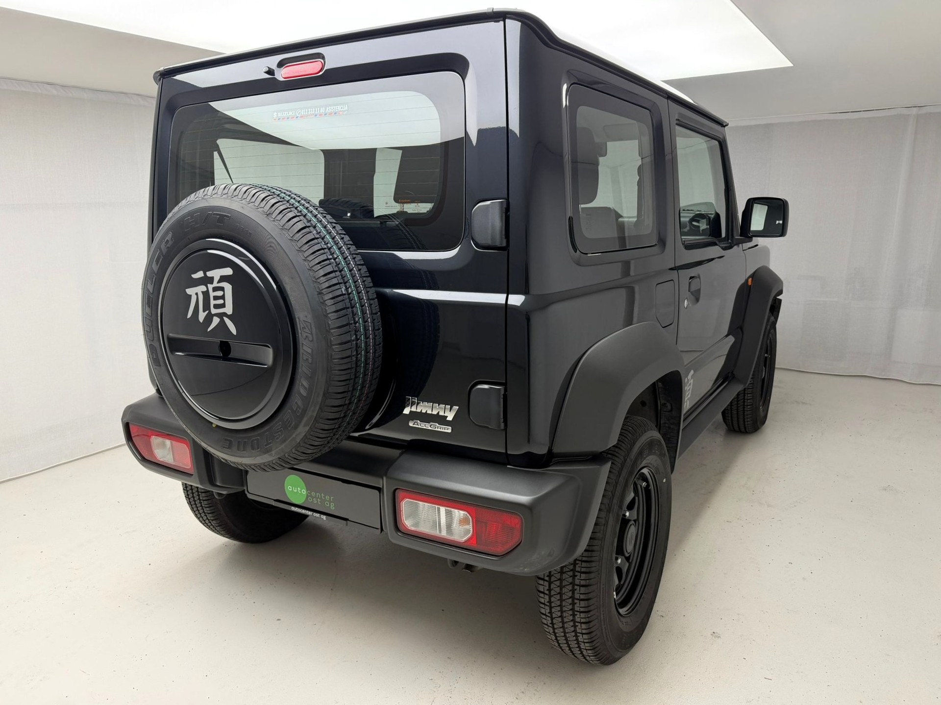 SUZUKI Jimny 1.5 Compact Top 4x4-image-3