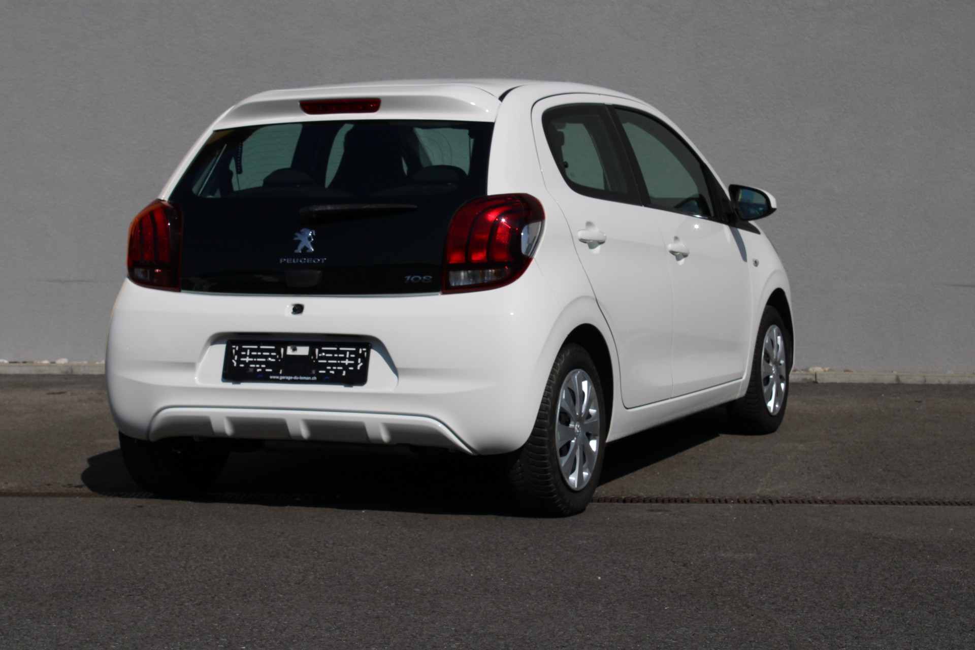 PEUGEOT 108 e-1.0 VTi Stop&Start Active-image-5