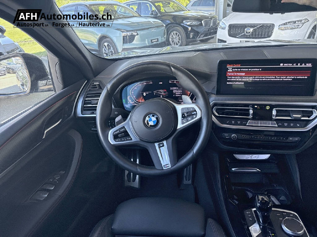 BMW X4 20i xDrive-image-10