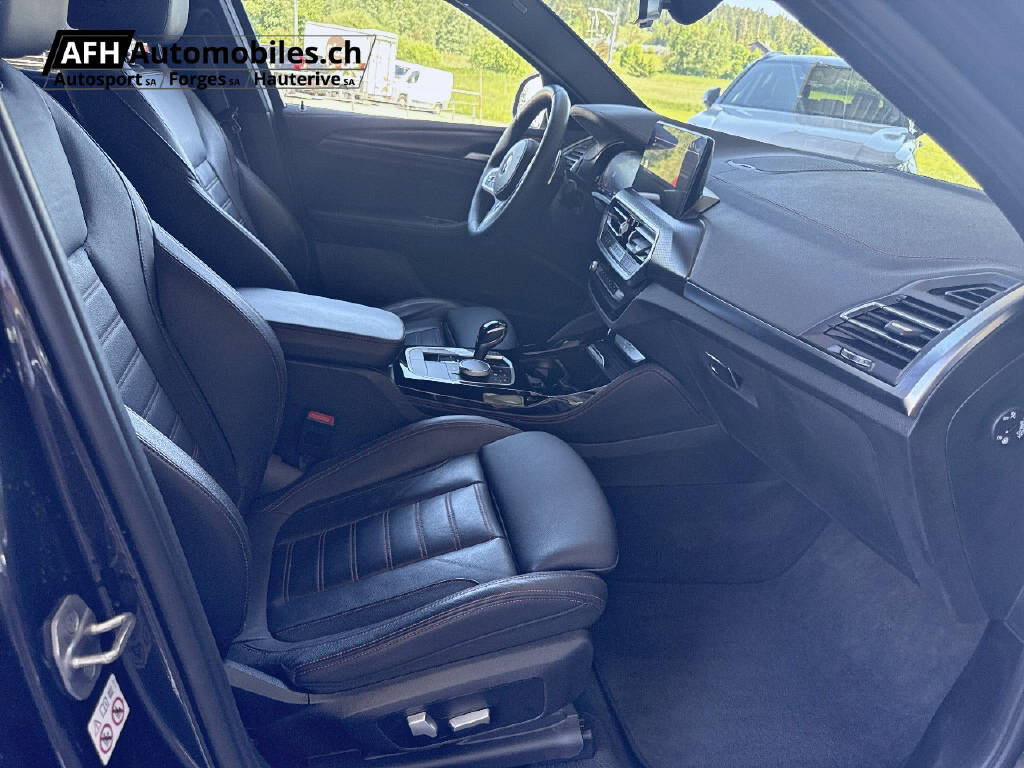 BMW X4 20i xDrive-image-8