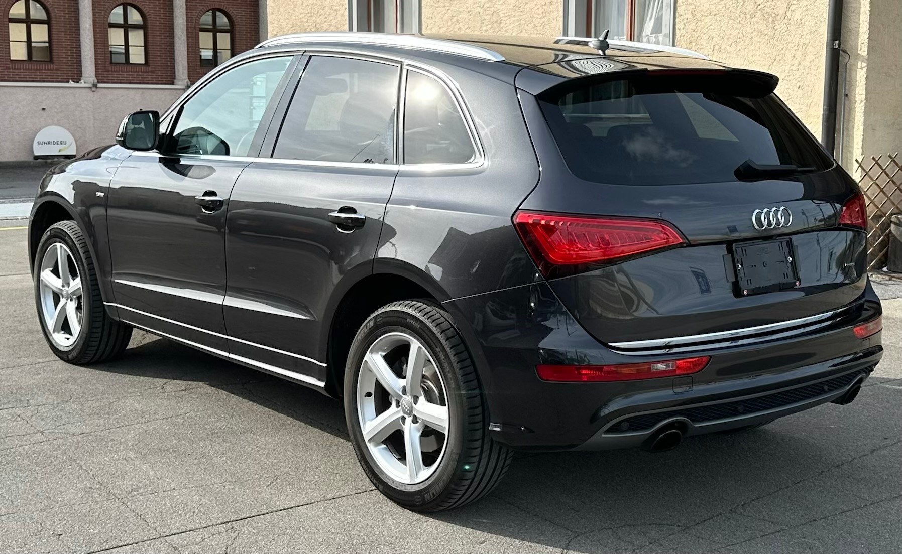 AUDI Q5 3.0 TFSI quattro tiptronic S-Line Plus-image-4