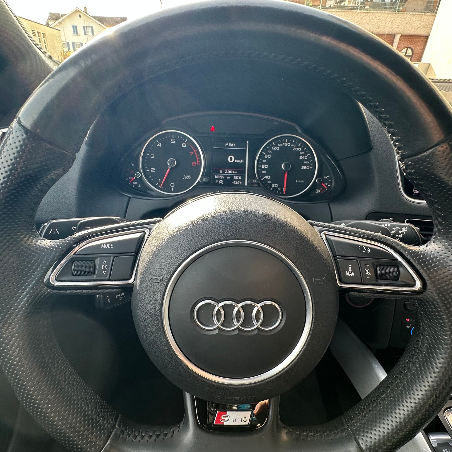 AUDI Q5 3.0 TFSI quattro tiptronic S-Line Plus-image-12
