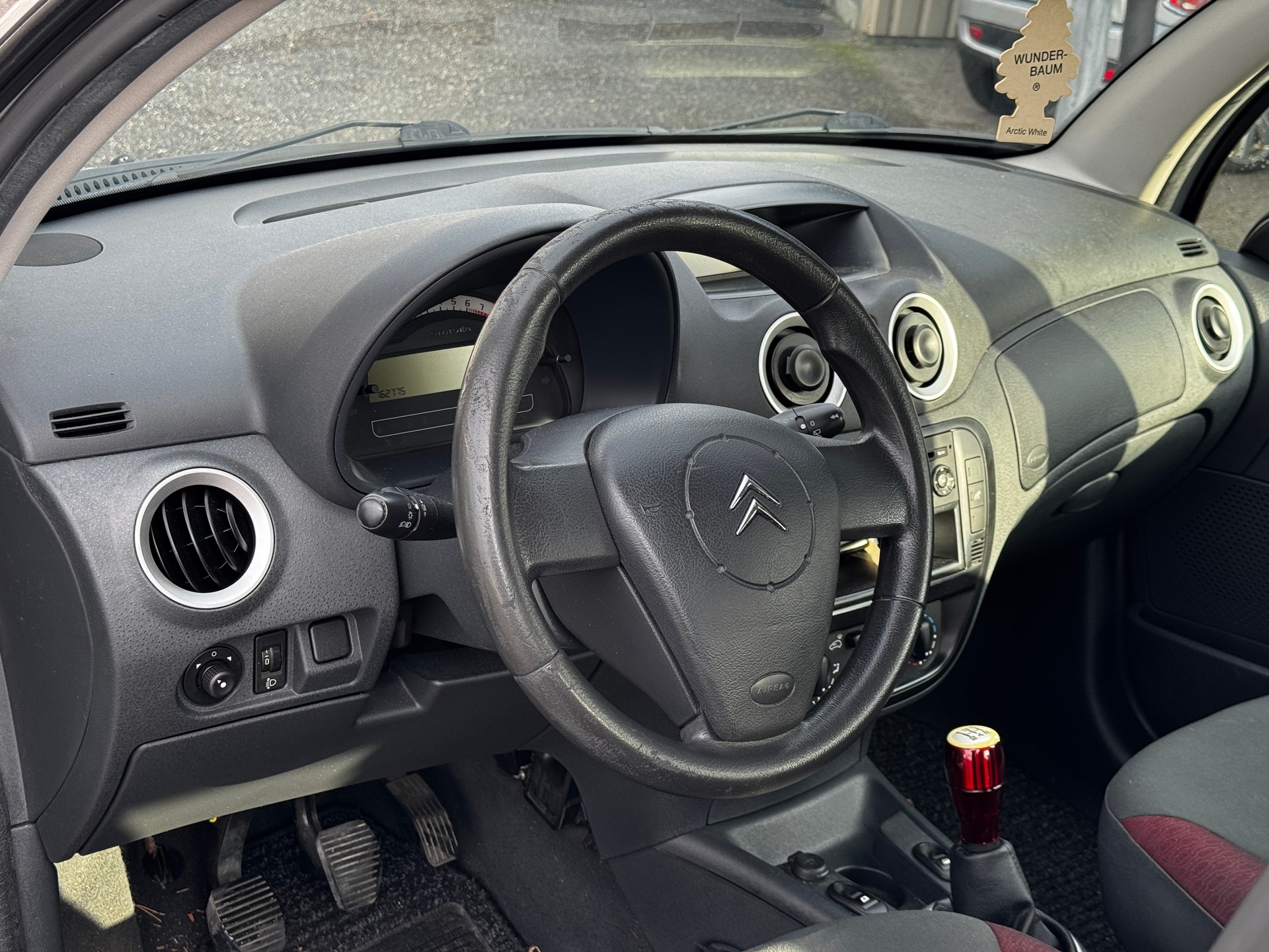 CITROEN C3 1.4i Furio-image-12